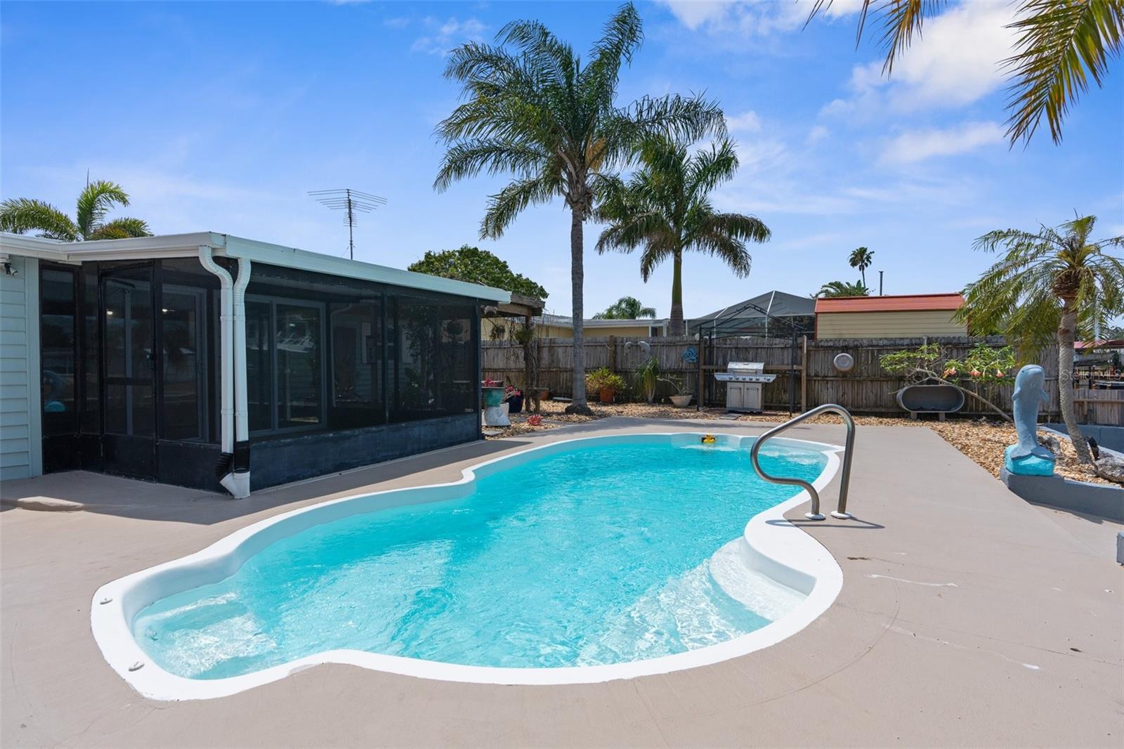 Image 32 of 46 For 13411 Lisa Drive