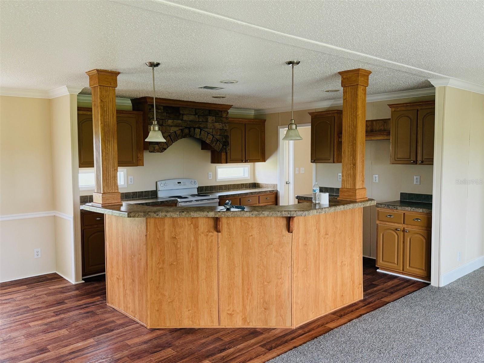 Image 2 of 2 For 15882 Sr 51  