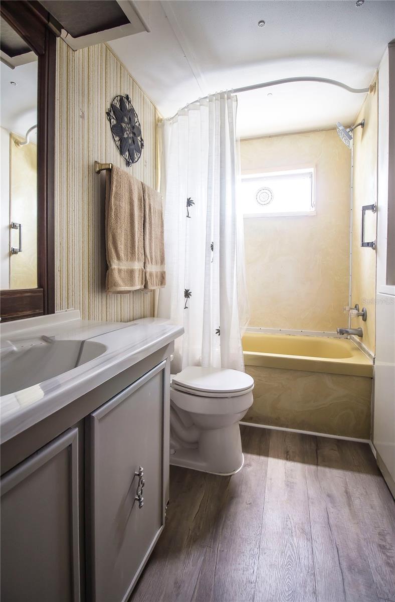 Image 14 of 22 For 803 Frances Drive