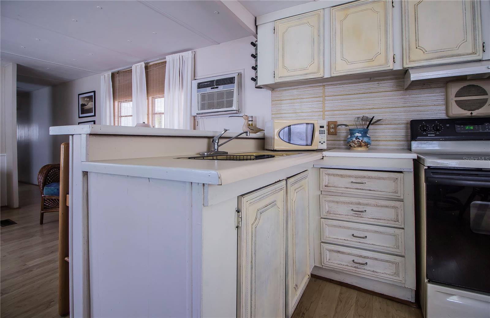 Image 6 of 22 For 803 Frances Drive