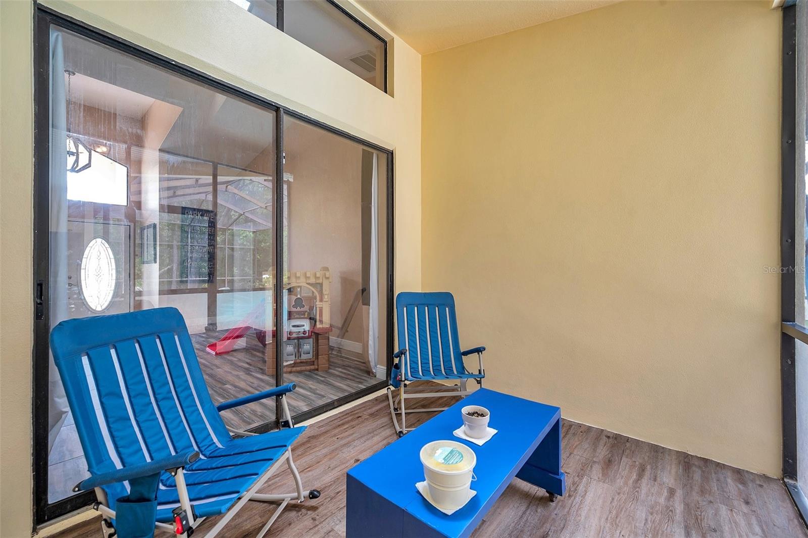 Listing photo id 37 for 9757 Hermosillo Drive