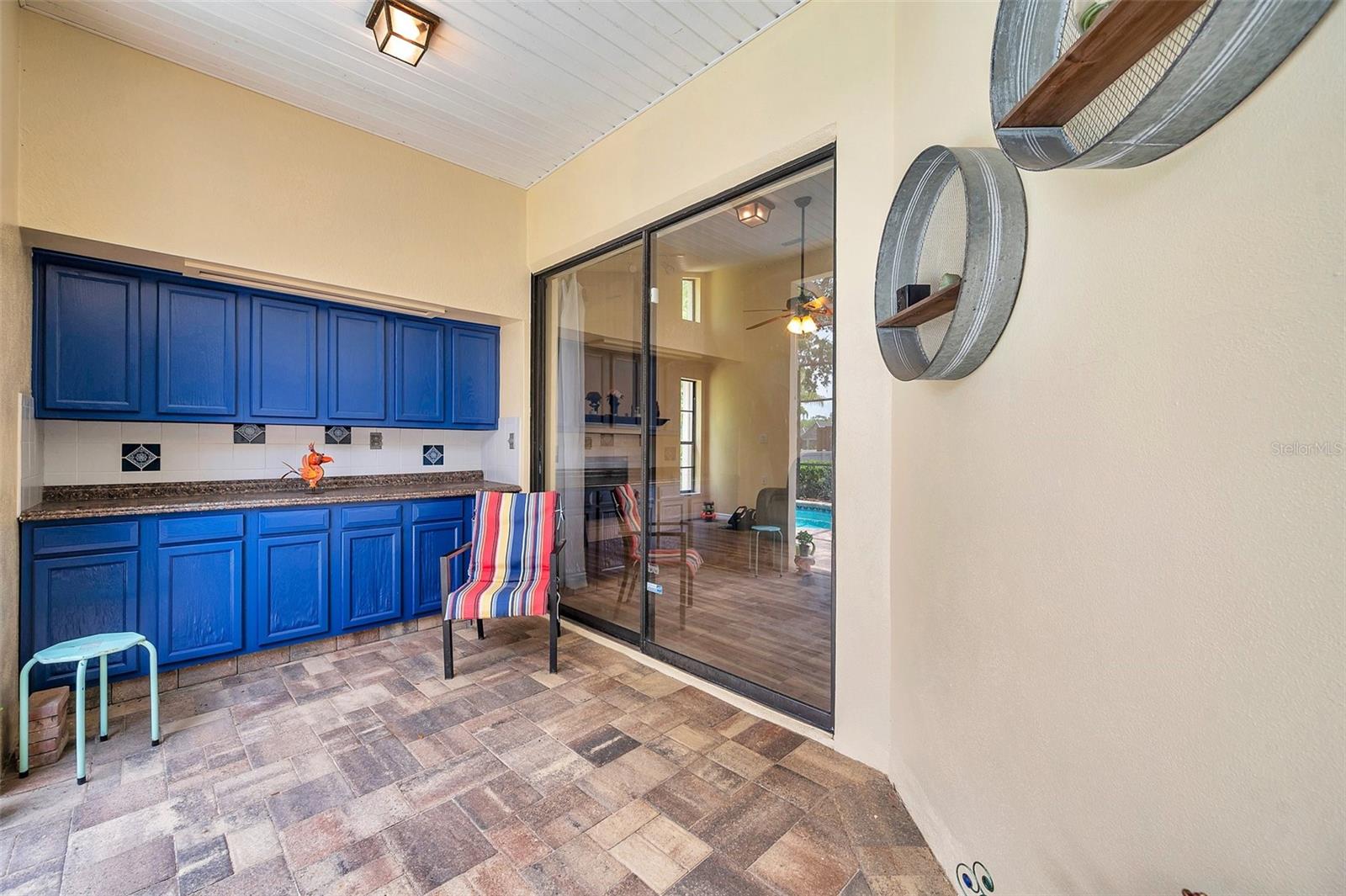 Listing photo id 40 for 9757 Hermosillo Drive