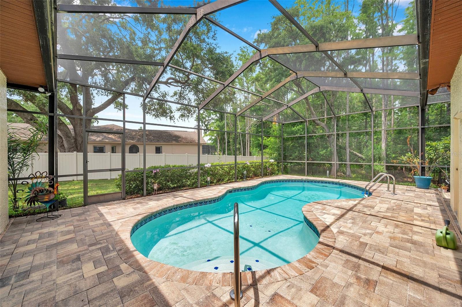 Listing photo id 41 for 9757 Hermosillo Drive