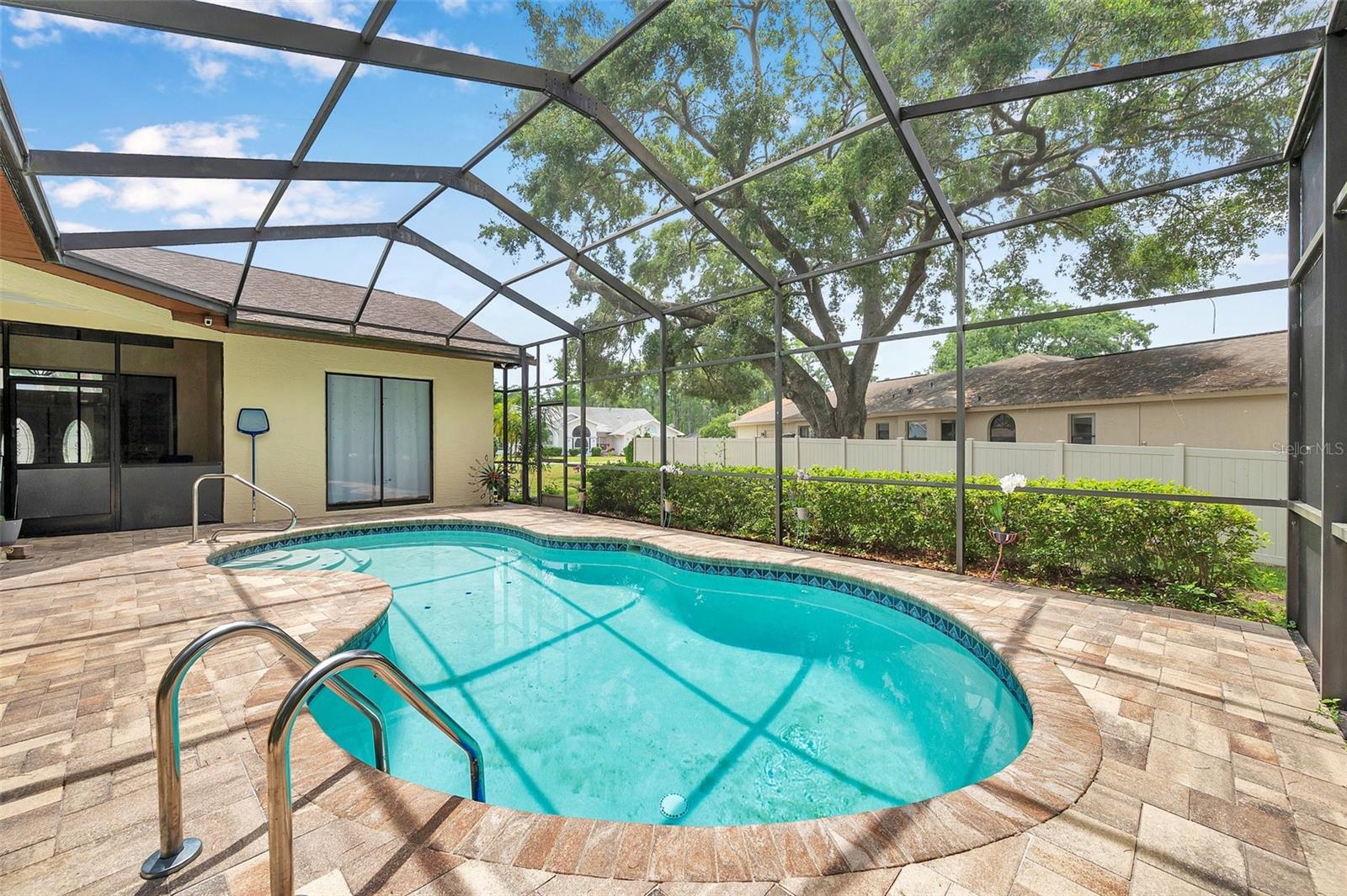 Listing photo id 44 for 9757 Hermosillo Drive