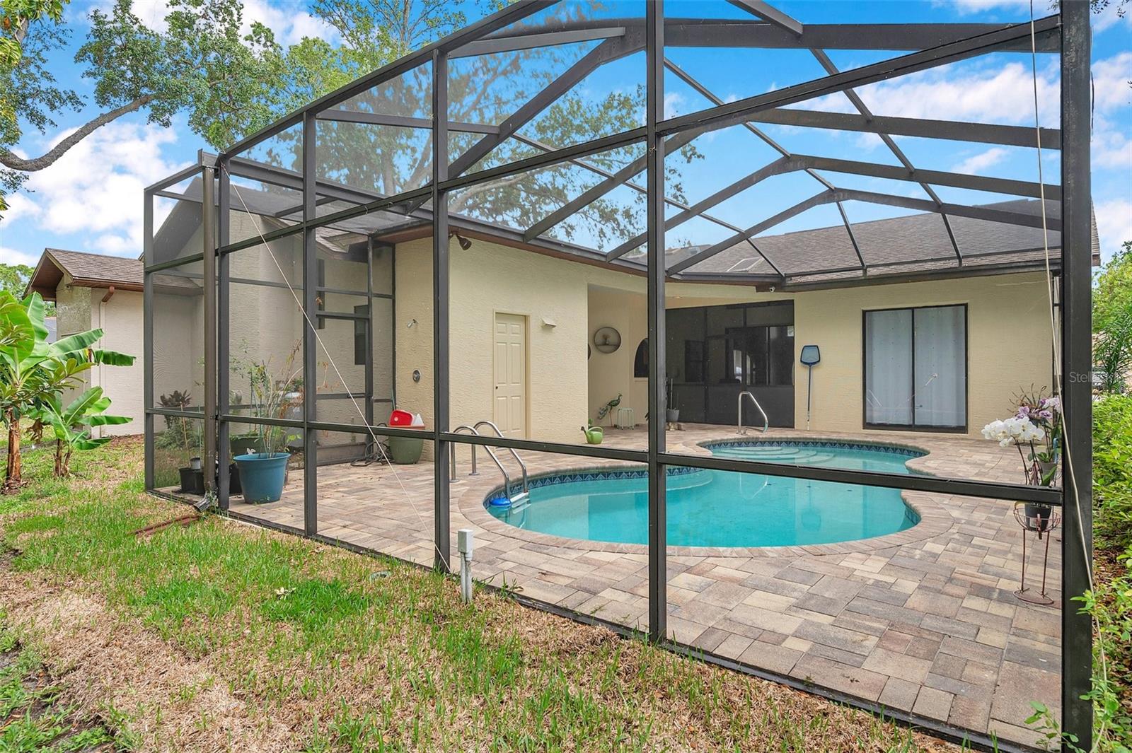 Listing photo id 45 for 9757 Hermosillo Drive
