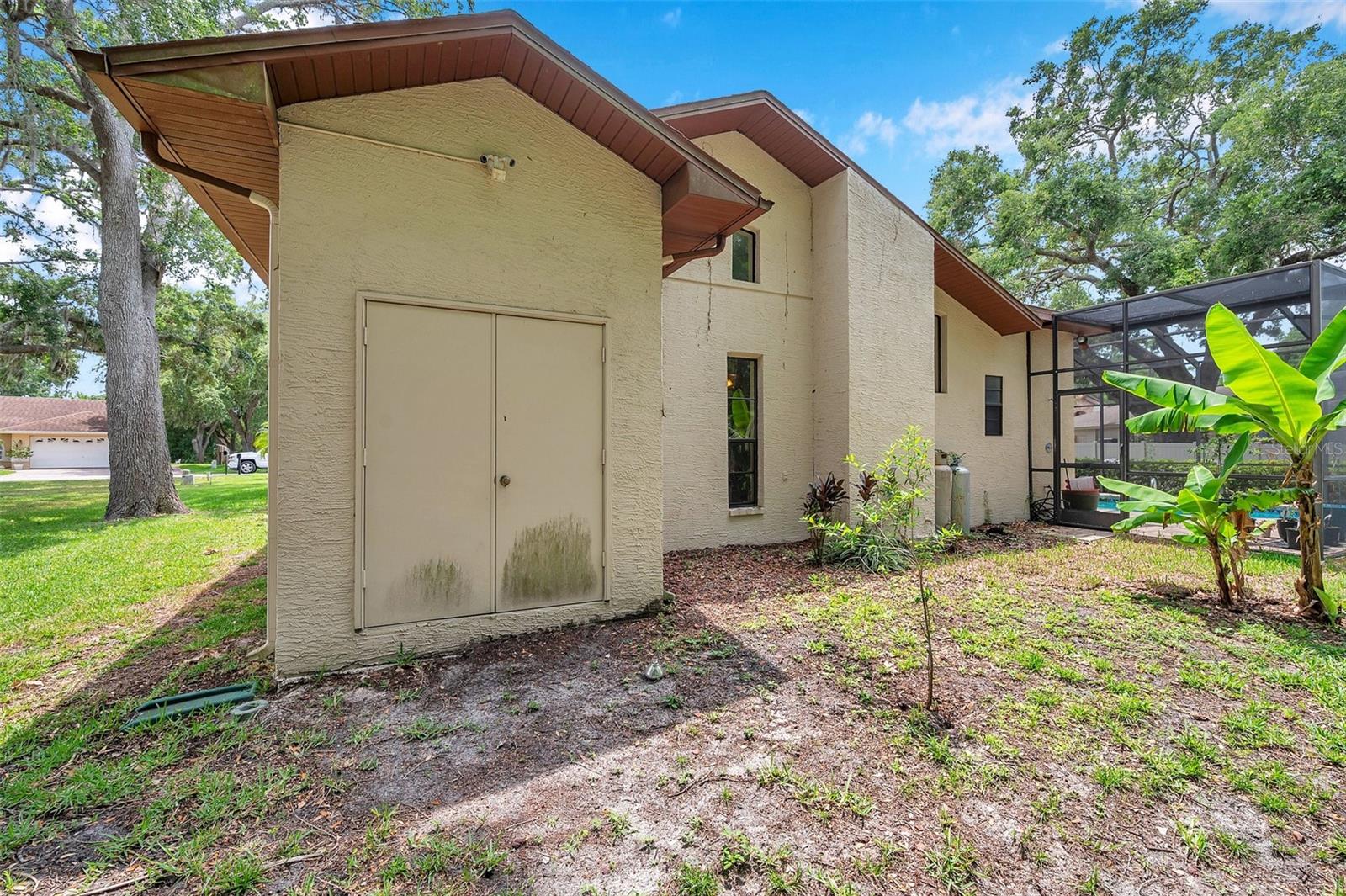 Listing photo id 48 for 9757 Hermosillo Drive
