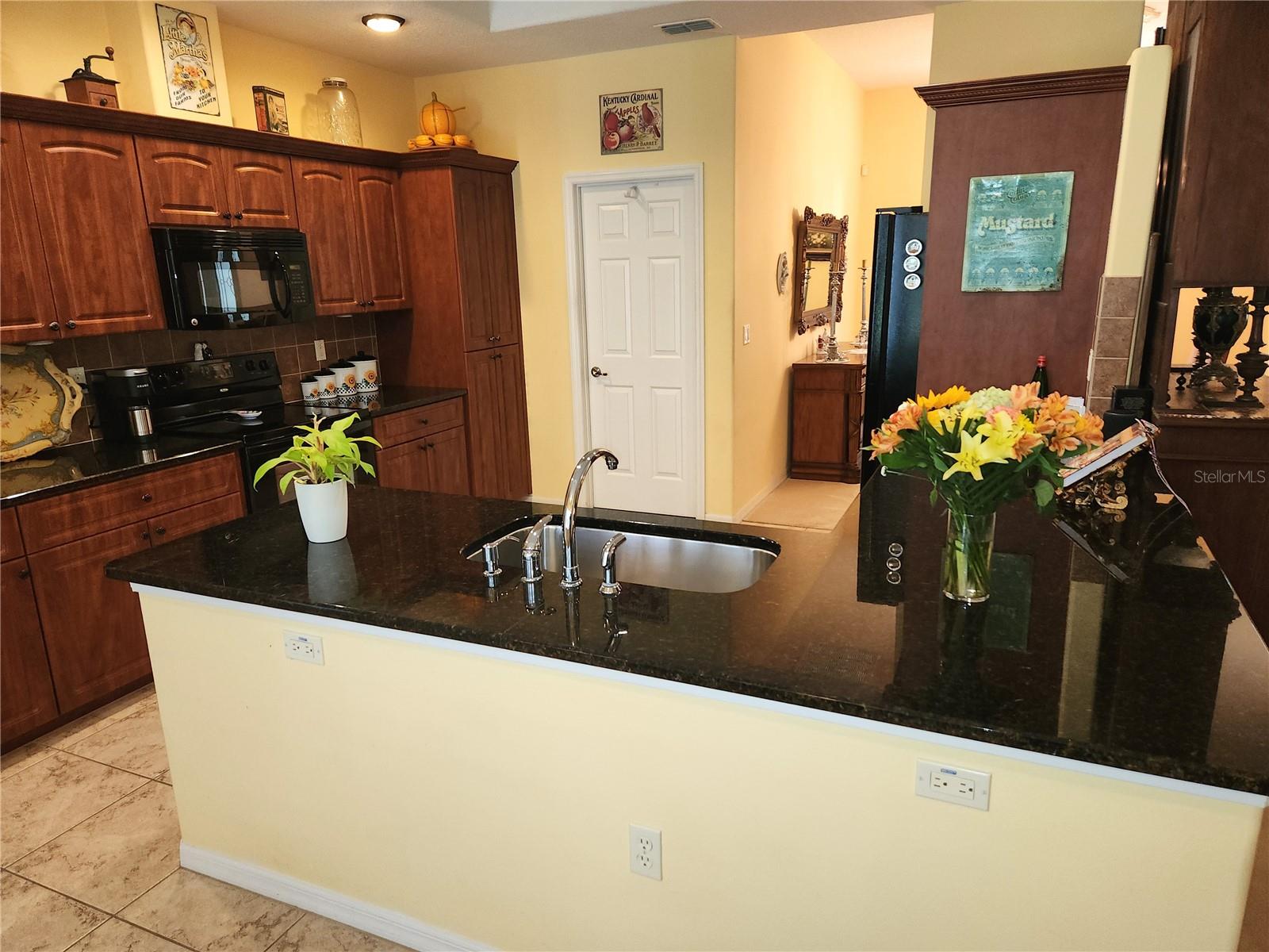 Image 3 of 28 For 12270 Clarendon Court