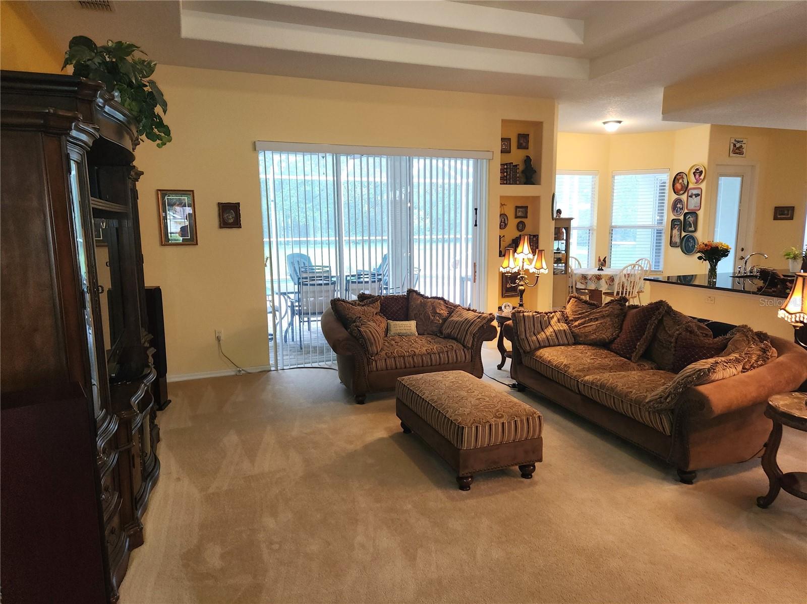 Image 9 of 28 For 12270 Clarendon Court