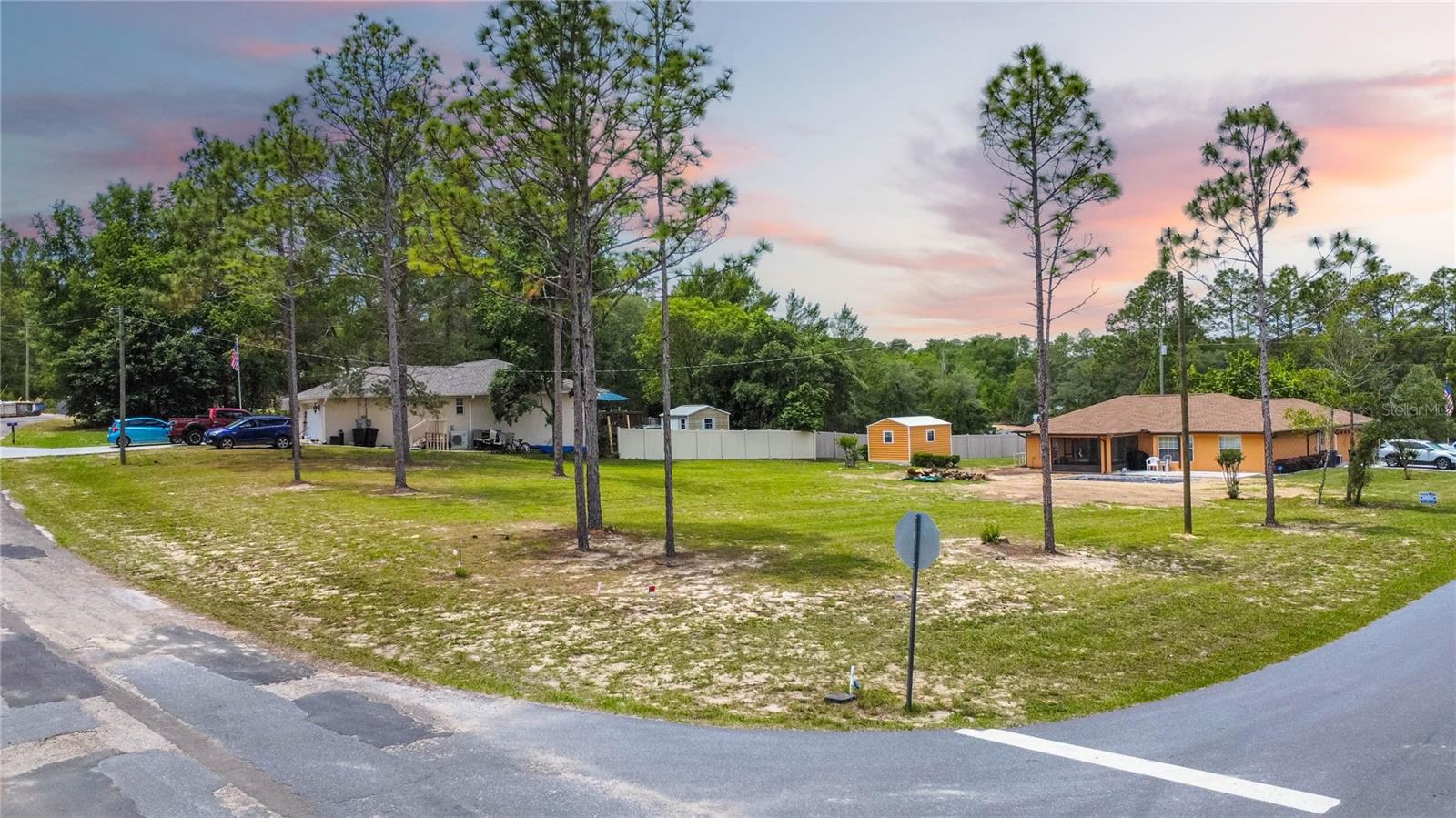 Listing photo id 6 for 7804 Voyager Drive