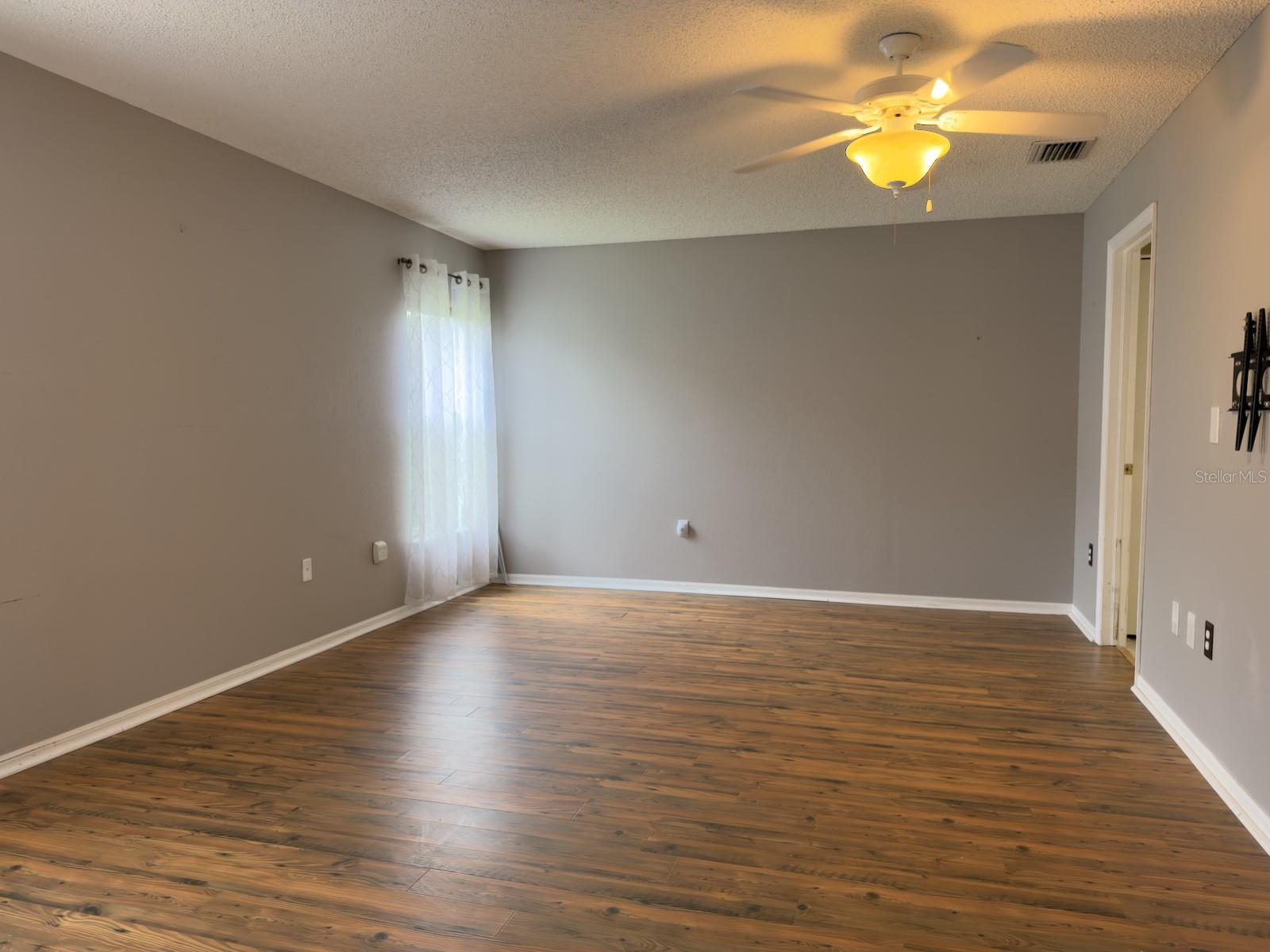 Image 22 of 66 For 18109 Webster Grove Drive