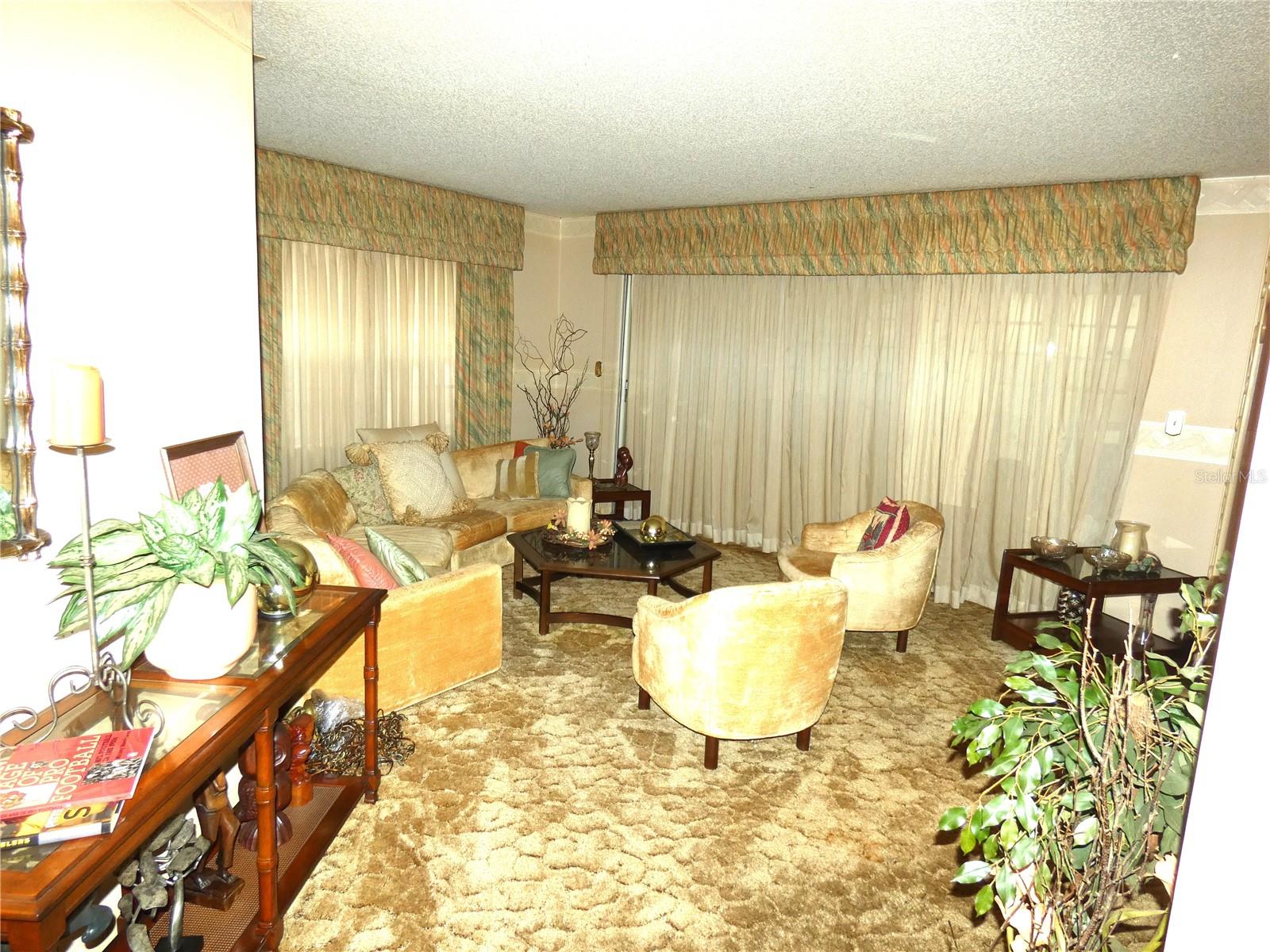 Image 16 of 32 For 7632 Lake Forest Circle
