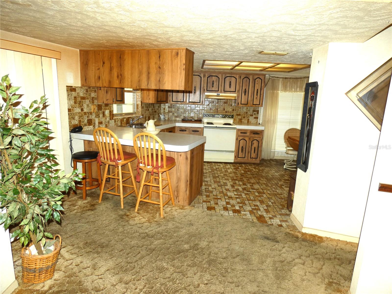 Image 9 of 32 For 7632 Lake Forest Circle