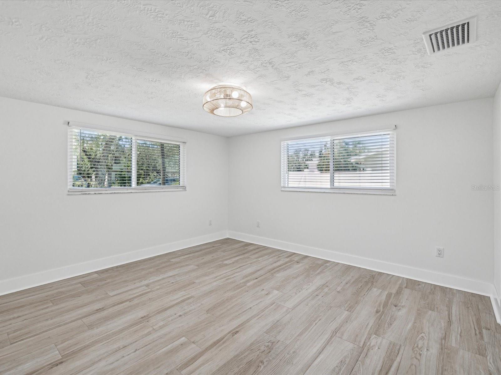 Image 15 of 45 For 5512 Tropic Drive