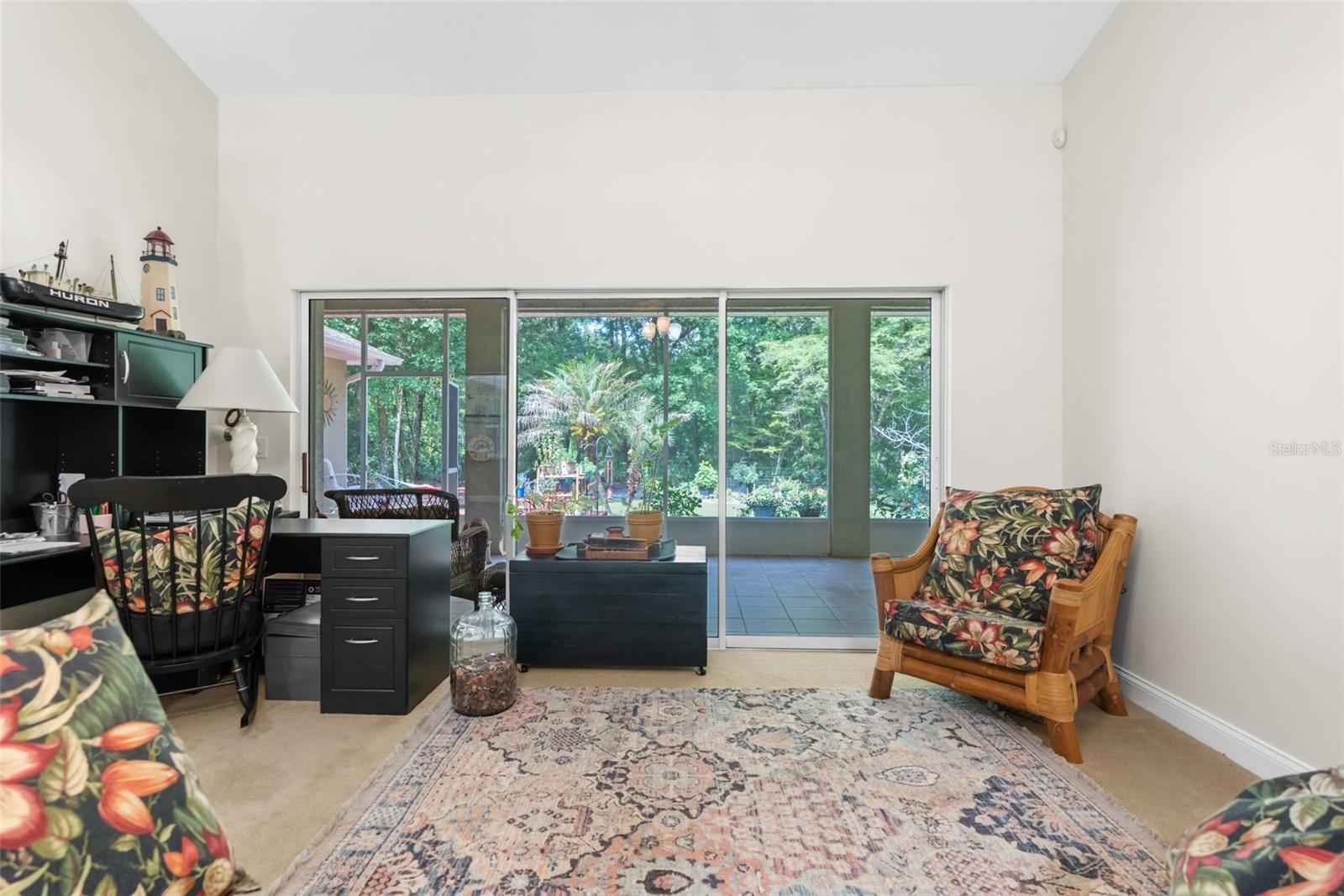 Listing photo id 14 for 14145 Citrus Way