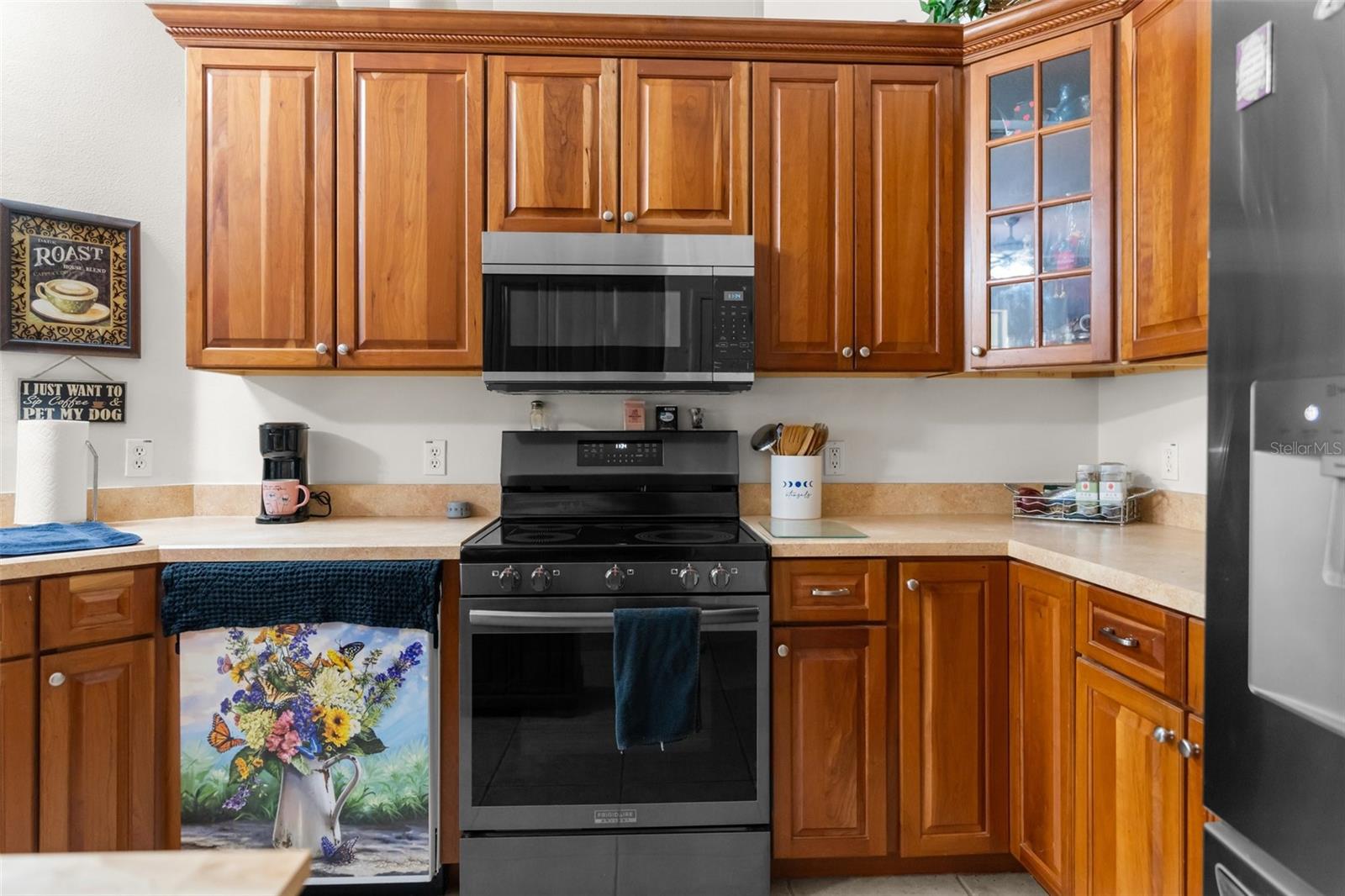 Listing photo id 17 for 14145 Citrus Way