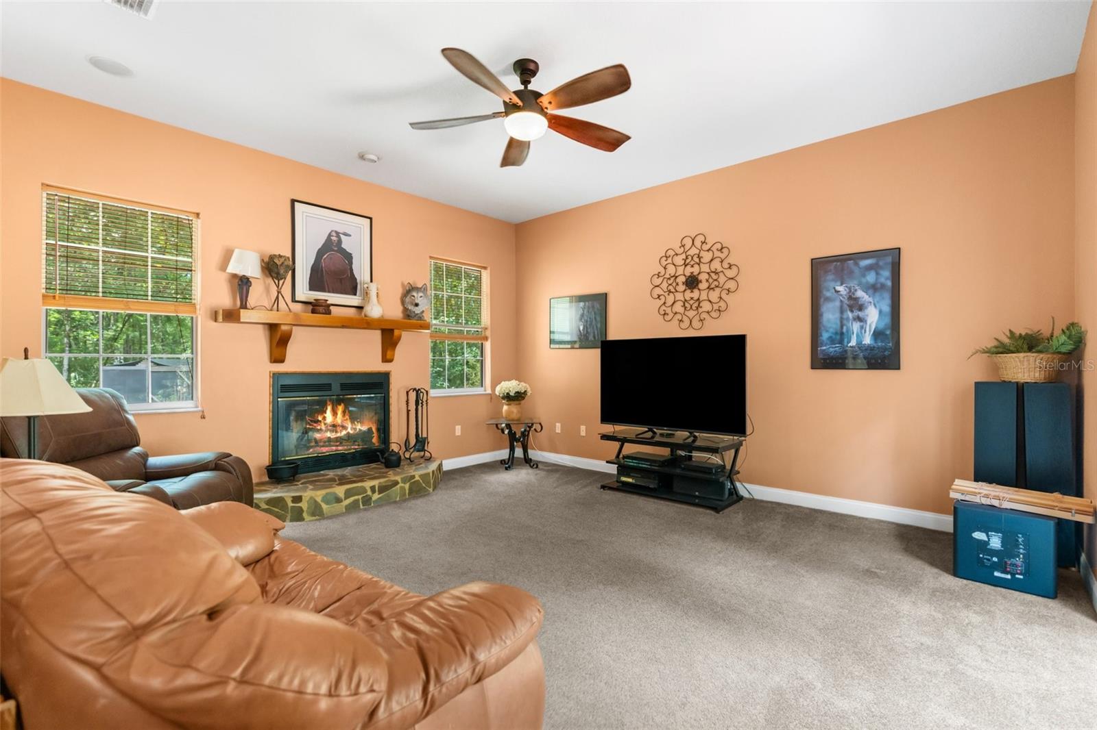 Listing photo id 20 for 14145 Citrus Way