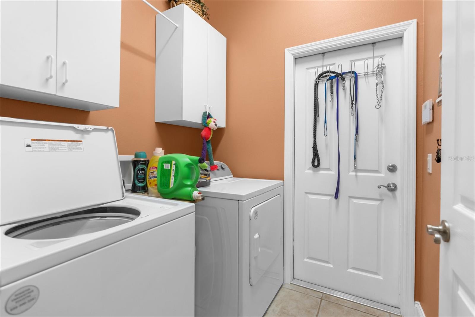 Listing photo id 34 for 14145 Citrus Way