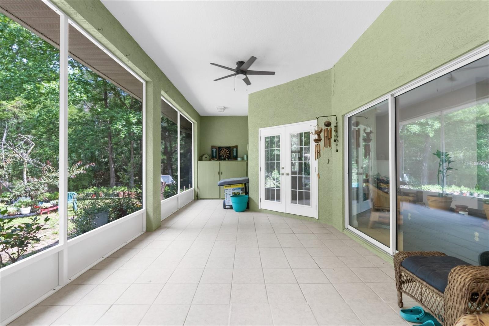 Listing photo id 4 for 14145 Citrus Way