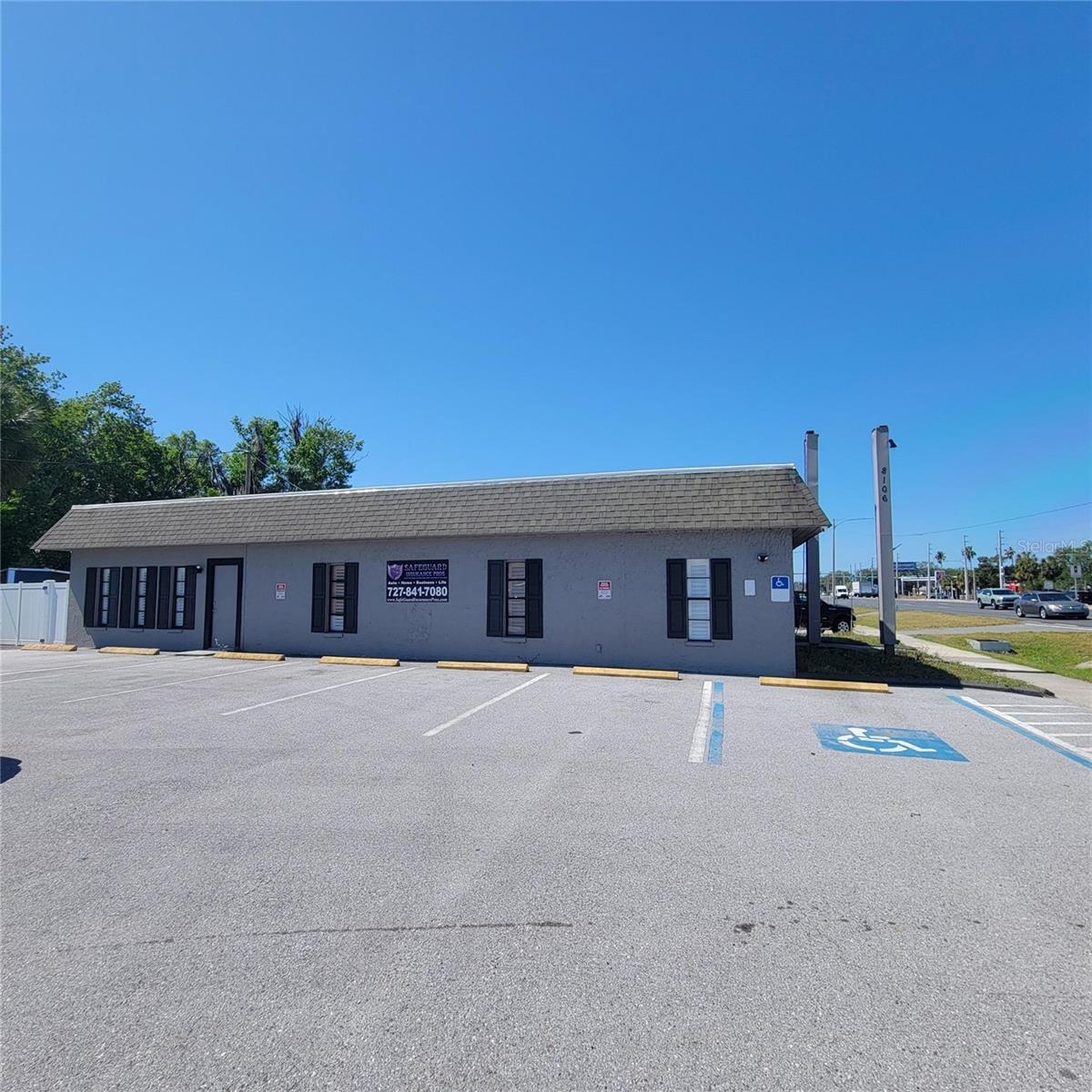 Listing photo id 14 for 8106 Us Highway 19  A