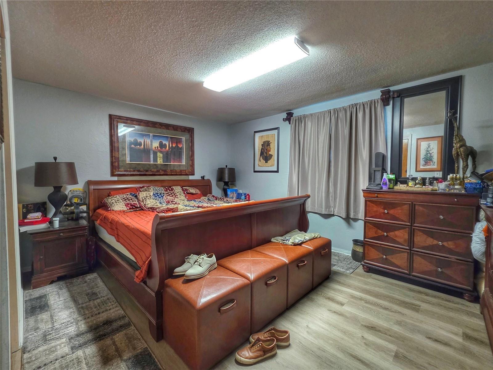 Listing photo id 10 for 2509 Cheval Drive