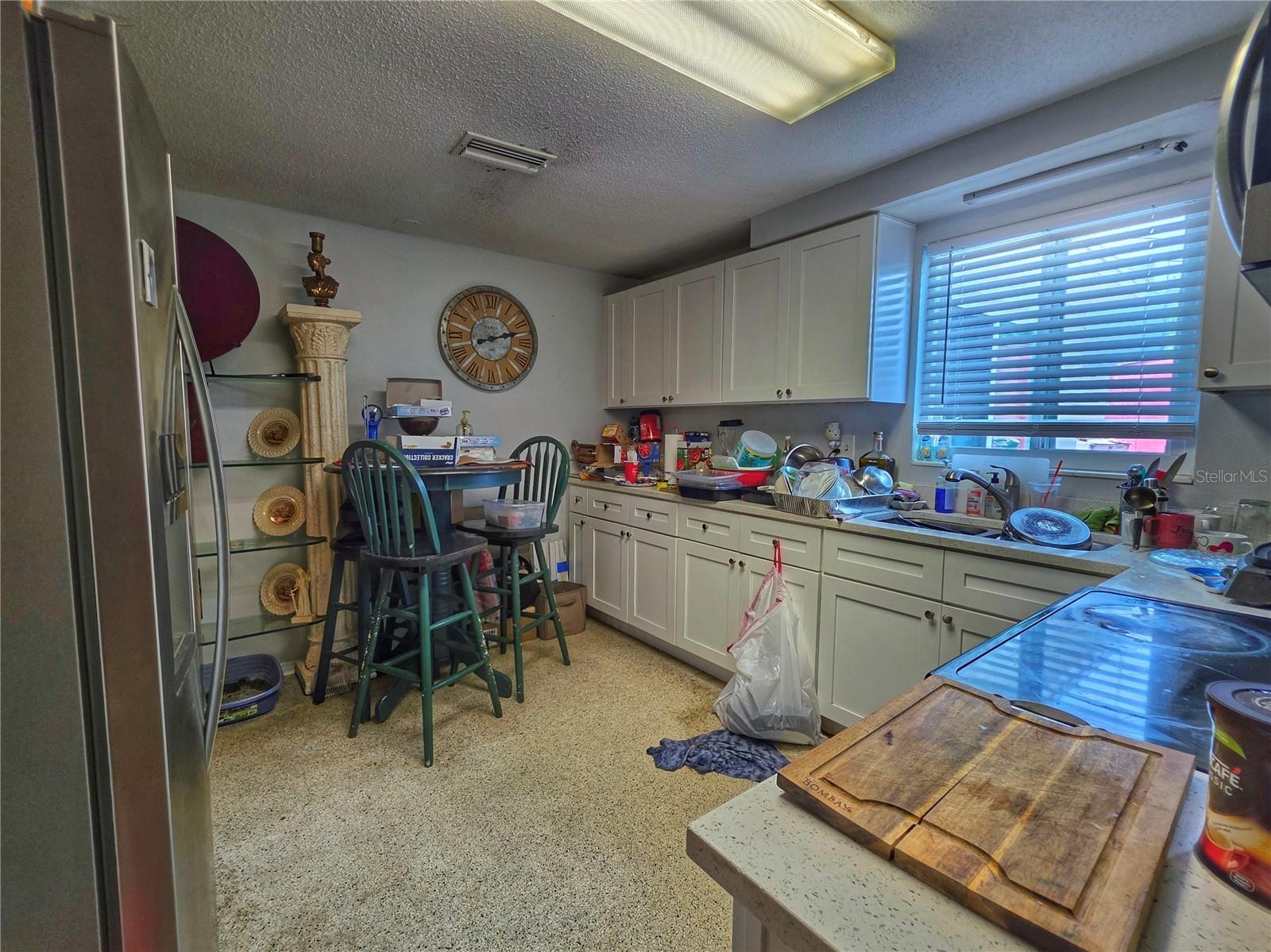 Listing photo id 15 for 2509 Cheval Drive
