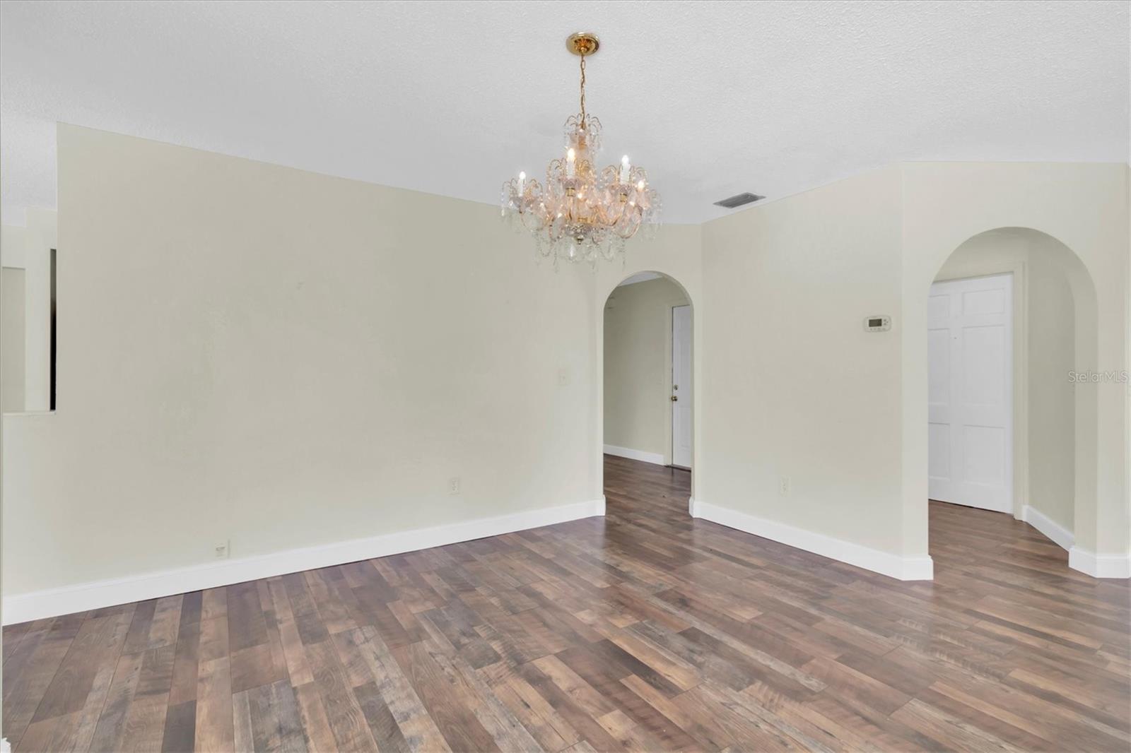 Image 14 of 39 For 1402 Tallahassee Drive