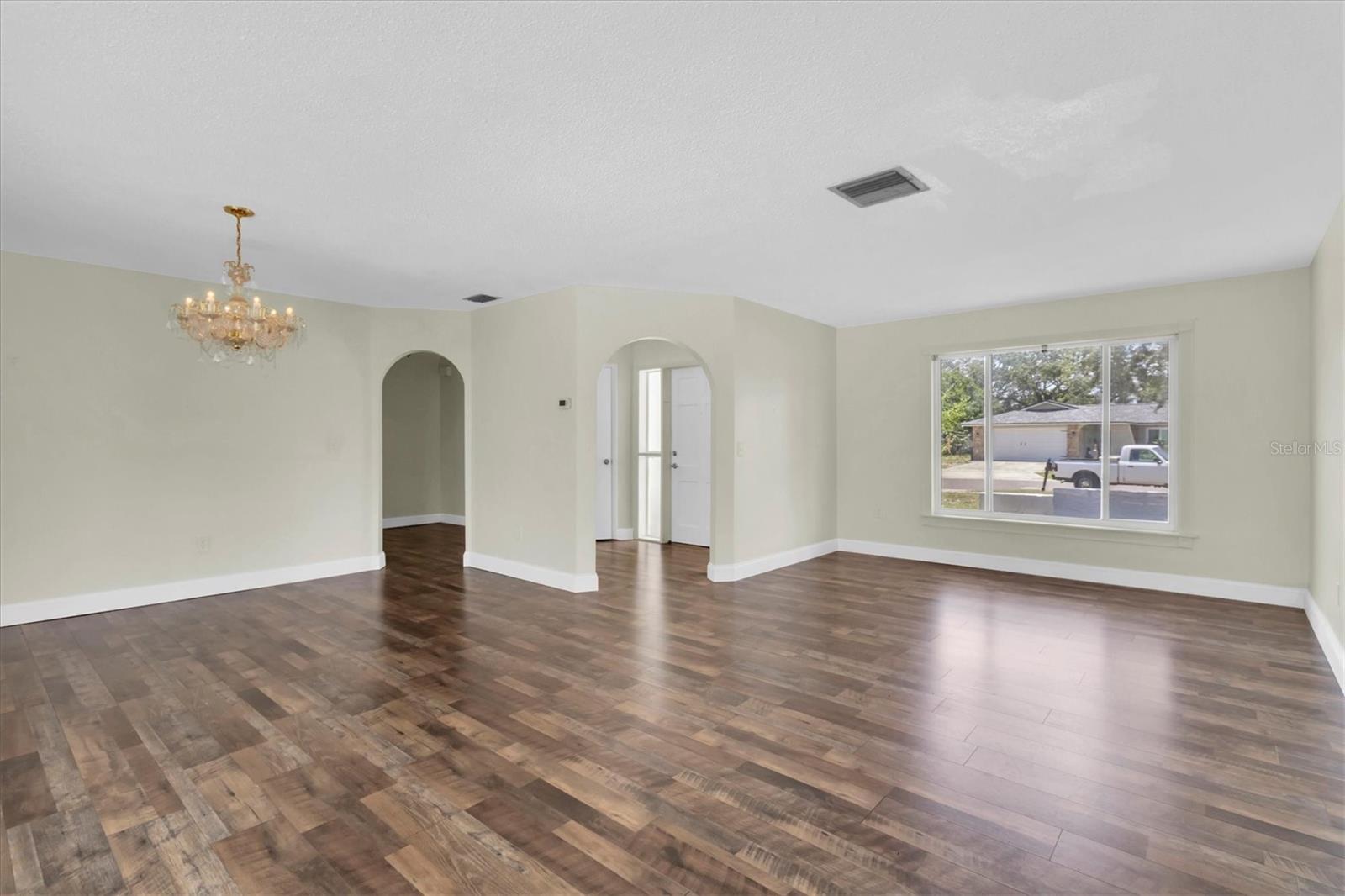 Image 6 of 39 For 1402 Tallahassee Drive