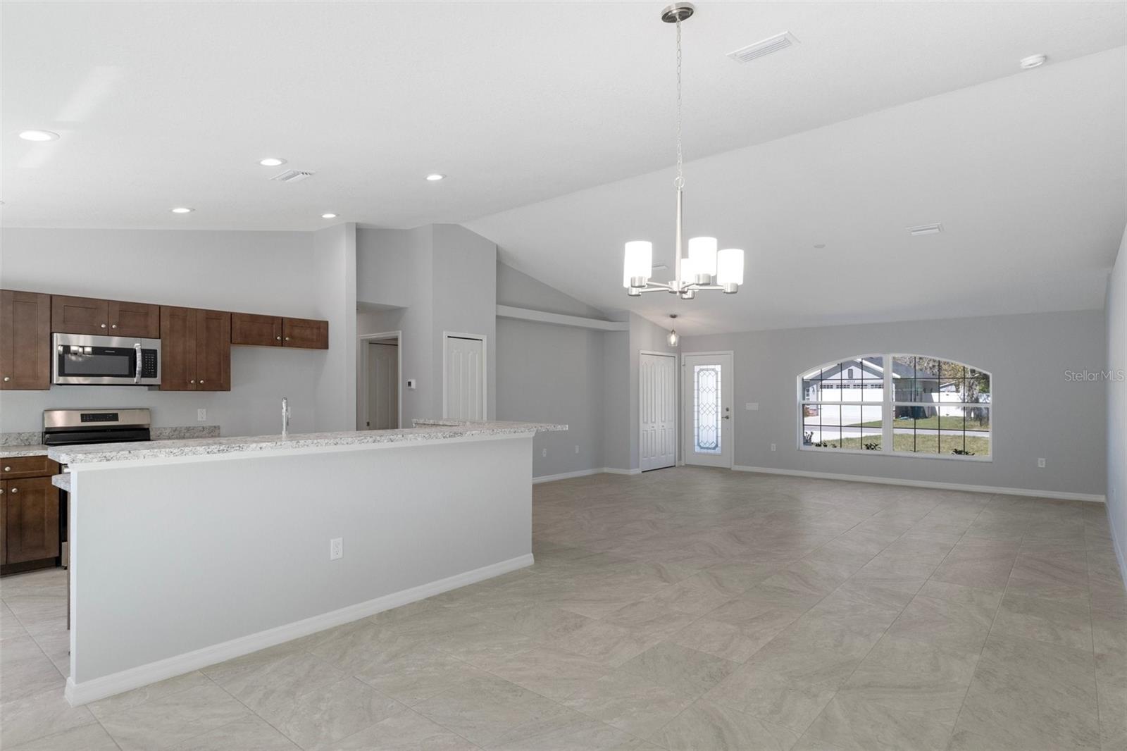 Image 13 of 38 For 15291 Green Jay Road