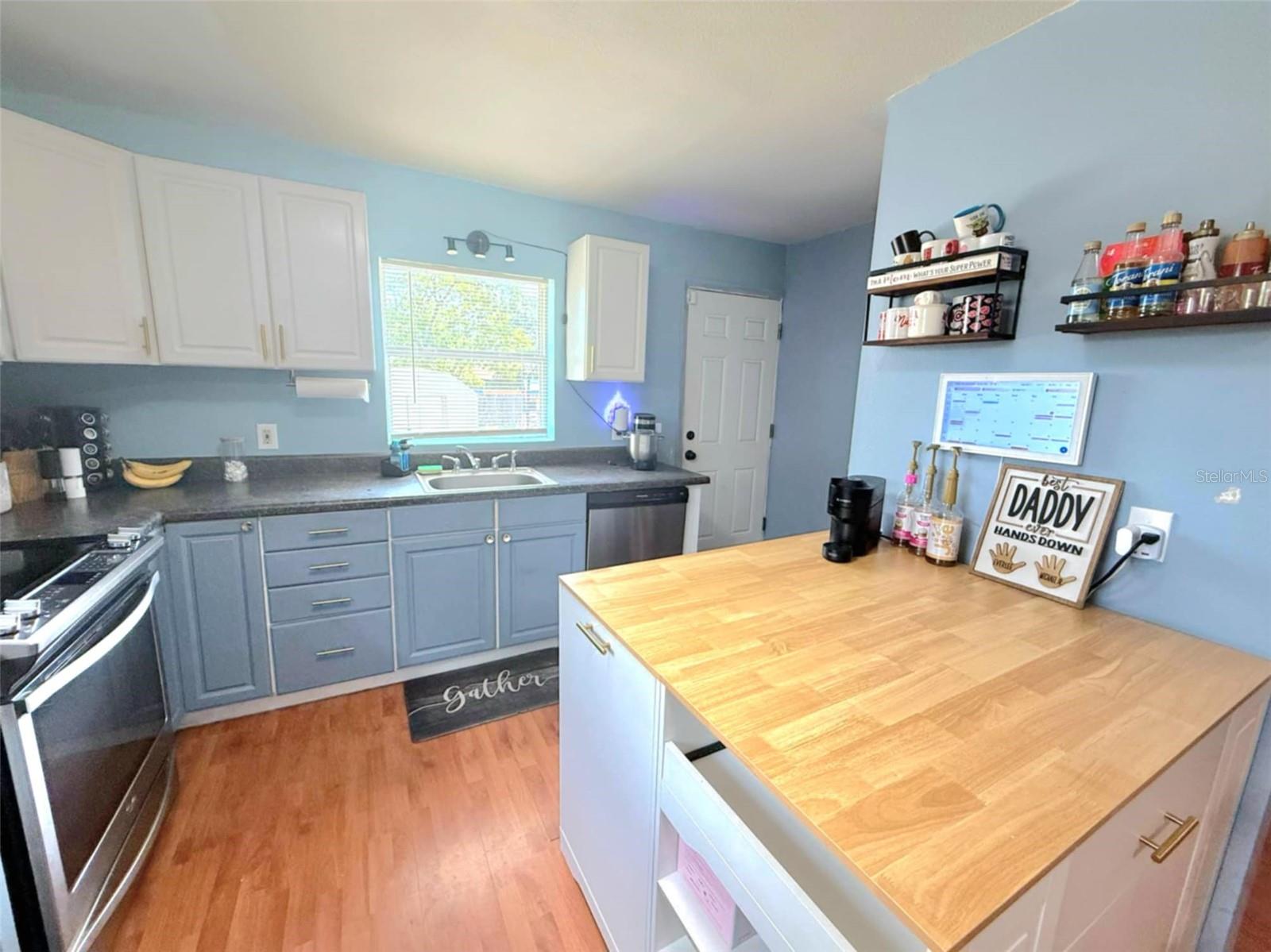 Image 10 of 27 For 11080 Jackdaw Road