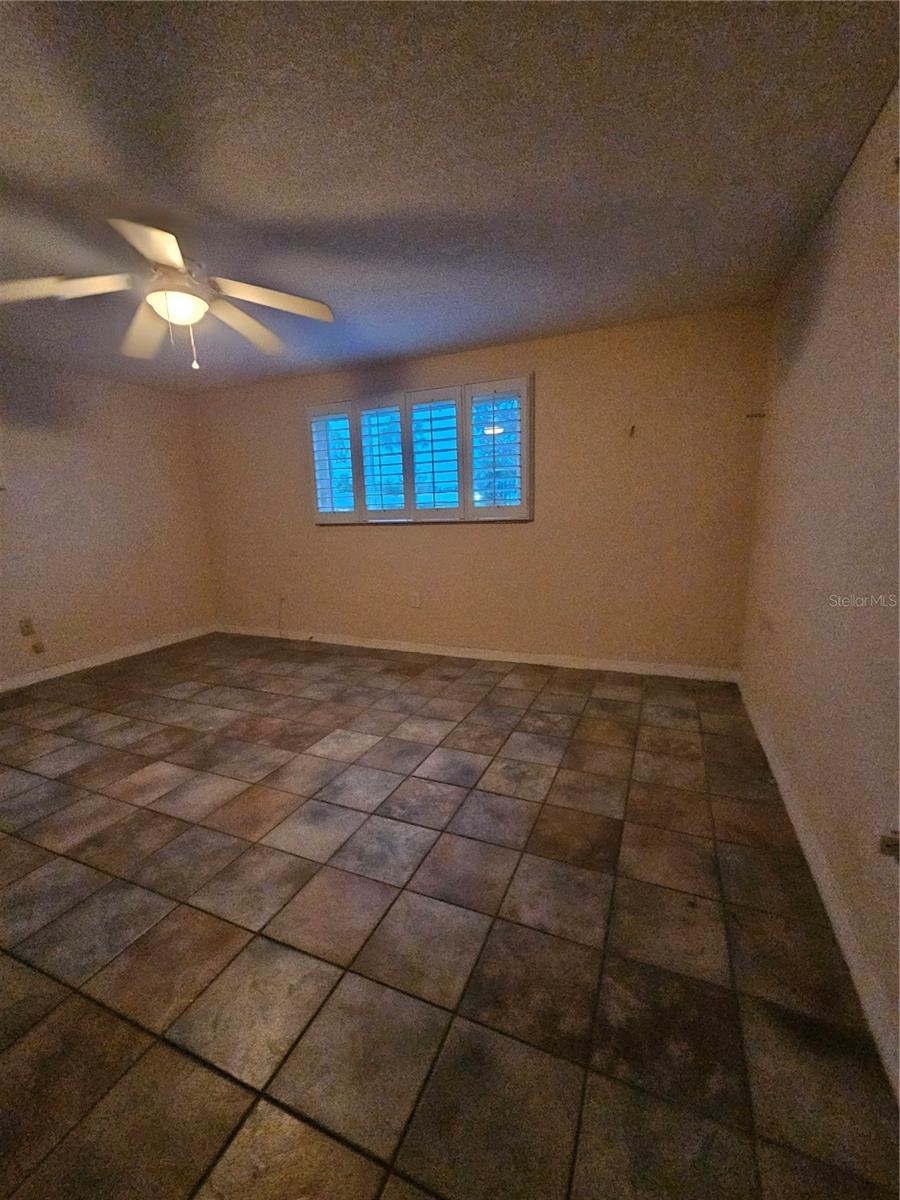 Image 11 of 14 For 6339 Delaware Avenue