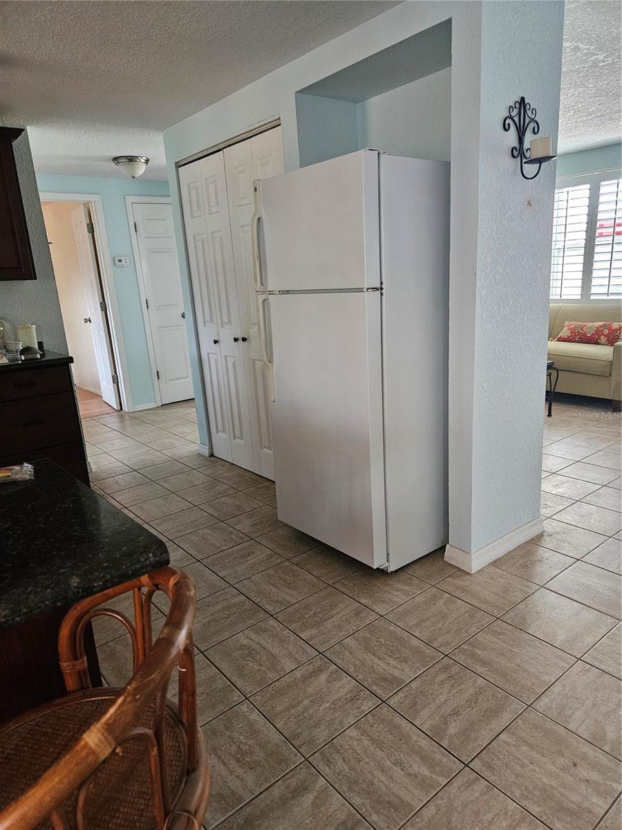 Image 8 of 14 For 6339 Delaware Avenue