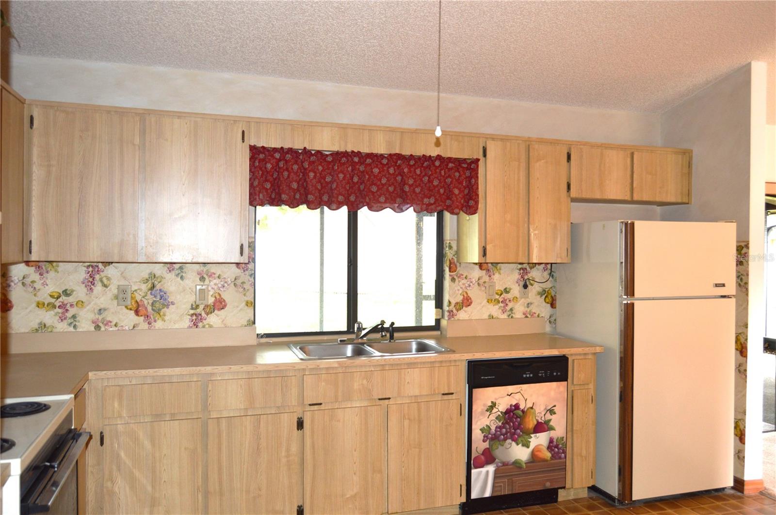 Image 9 of 43 For 13425 Bonita Avenue