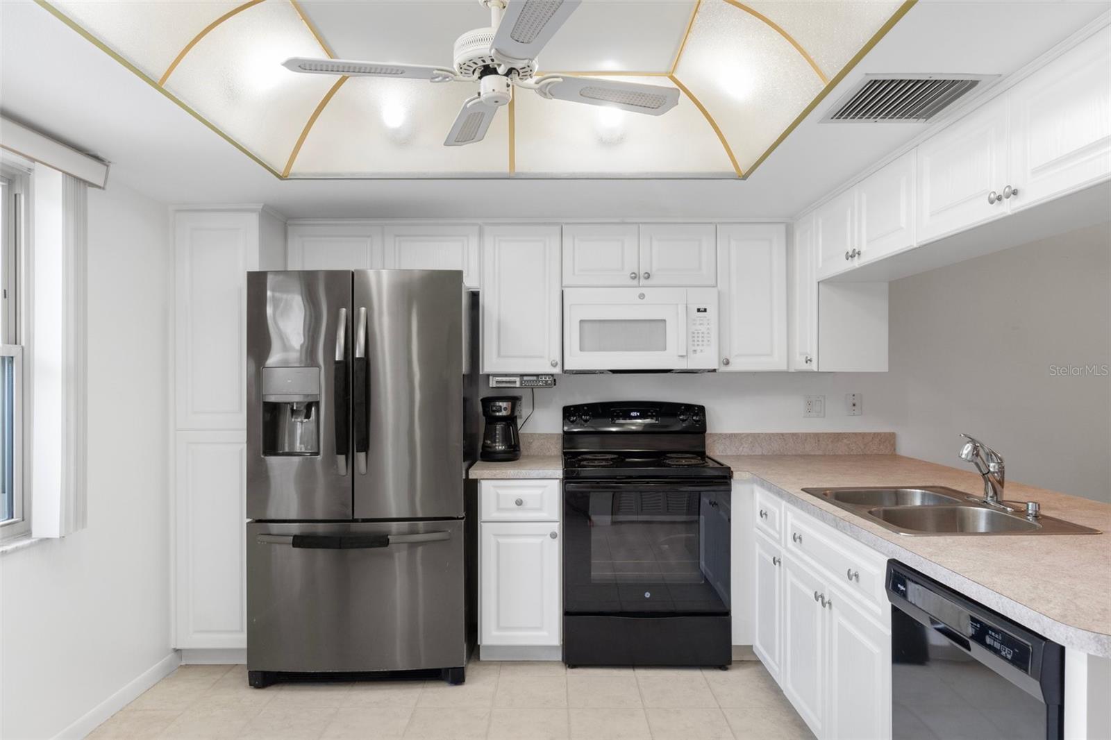 Image 11 of 41 For 3544 Teeside Drive 1