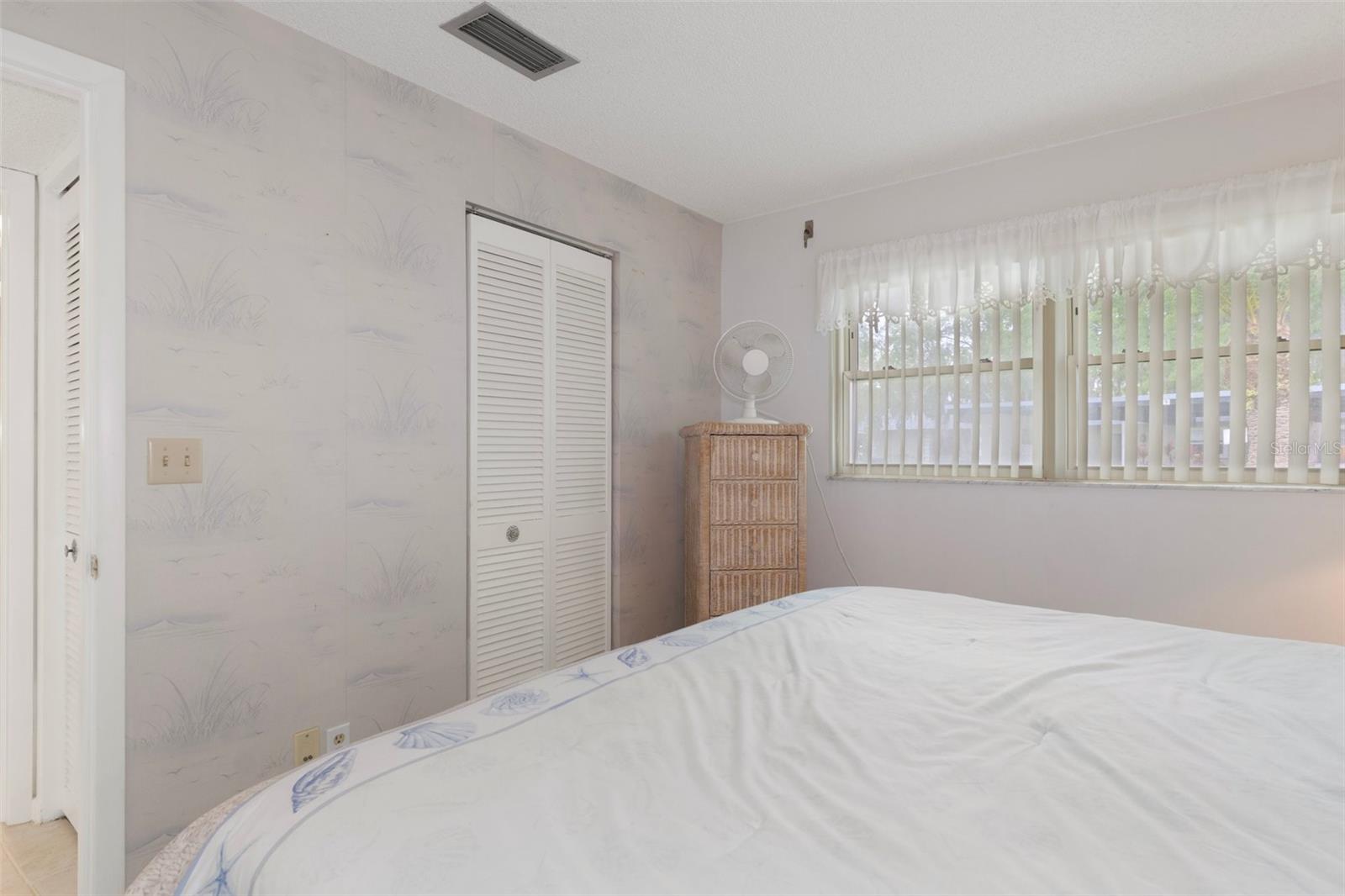 Image 23 of 41 For 3544 Teeside Drive 1