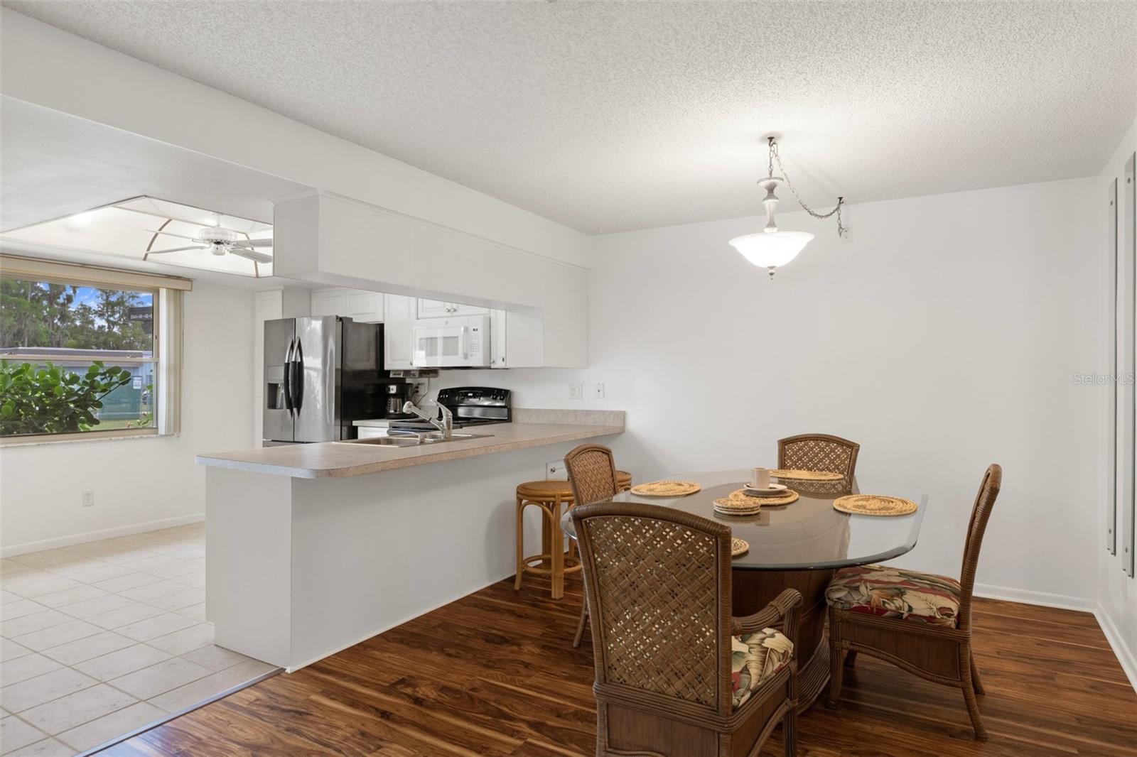 Image 9 of 41 For 3544 Teeside Drive 1