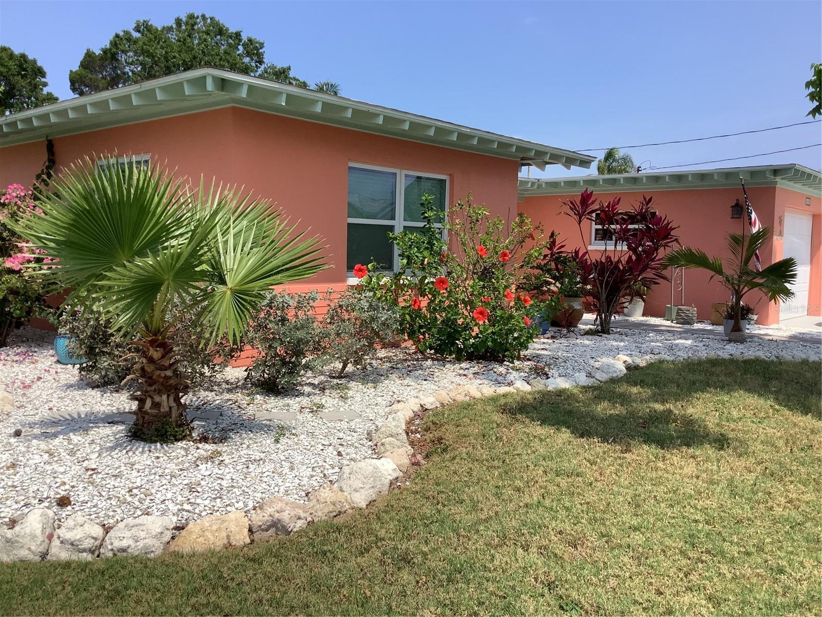Details for 406 Driftwood Drive E, PALM HARBOR, FL 34683