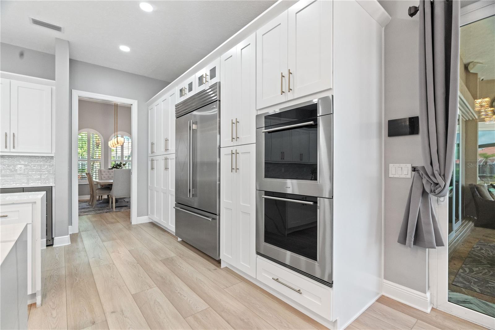 Image 17 of 67 For 9810 Compass Point Way