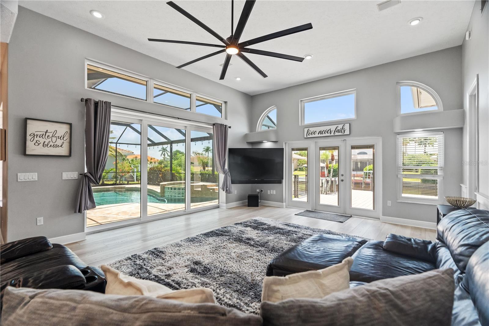 Image 20 of 67 For 9810 Compass Point Way
