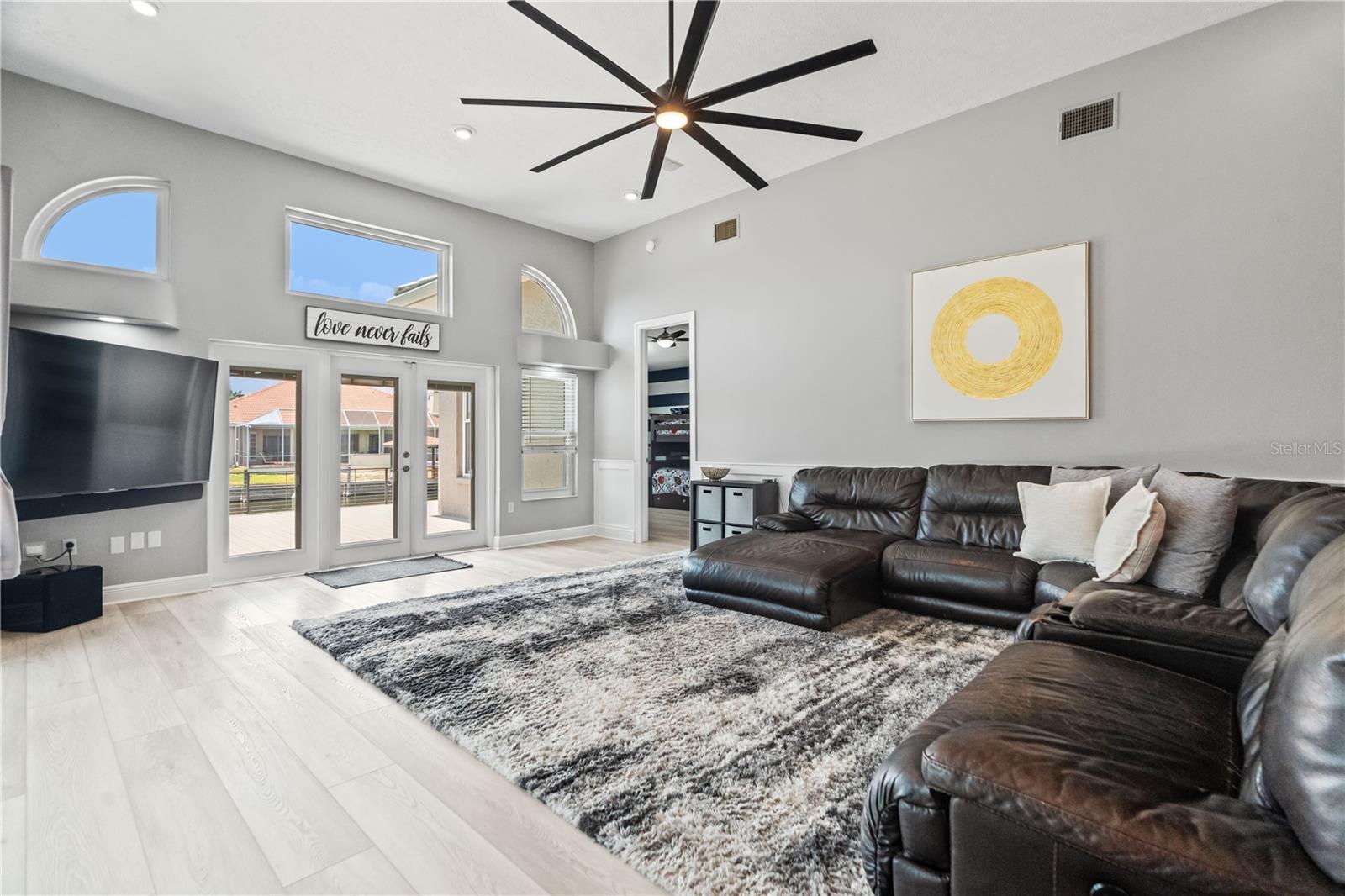 Image 21 of 67 For 9810 Compass Point Way