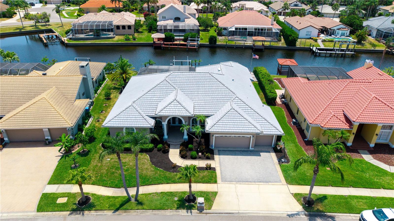 Image 3 of 67 For 9810 Compass Point Way