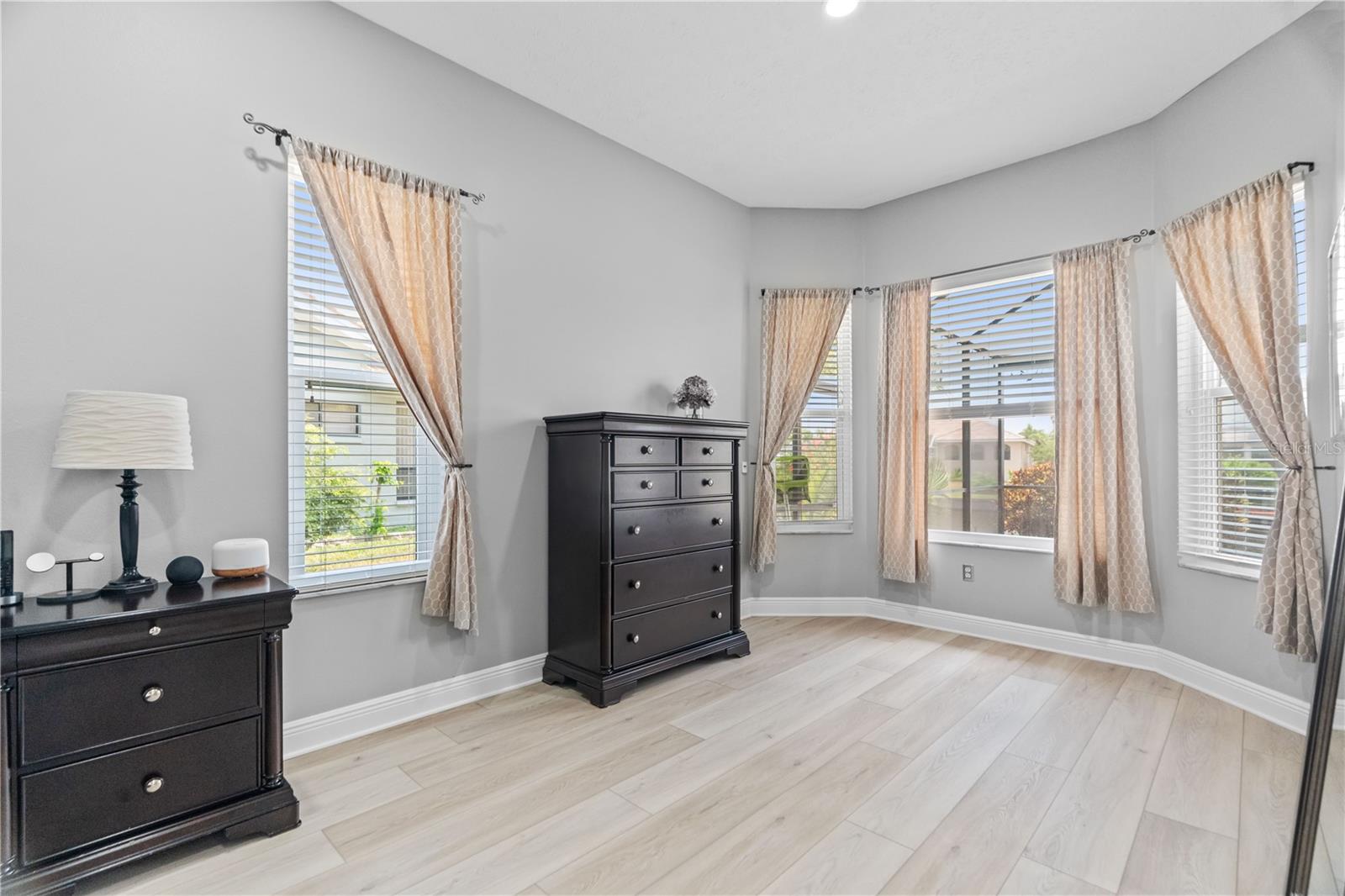 Image 40 of 67 For 9810 Compass Point Way