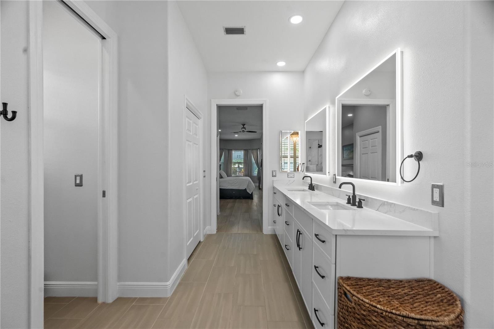 Image 45 of 67 For 9810 Compass Point Way