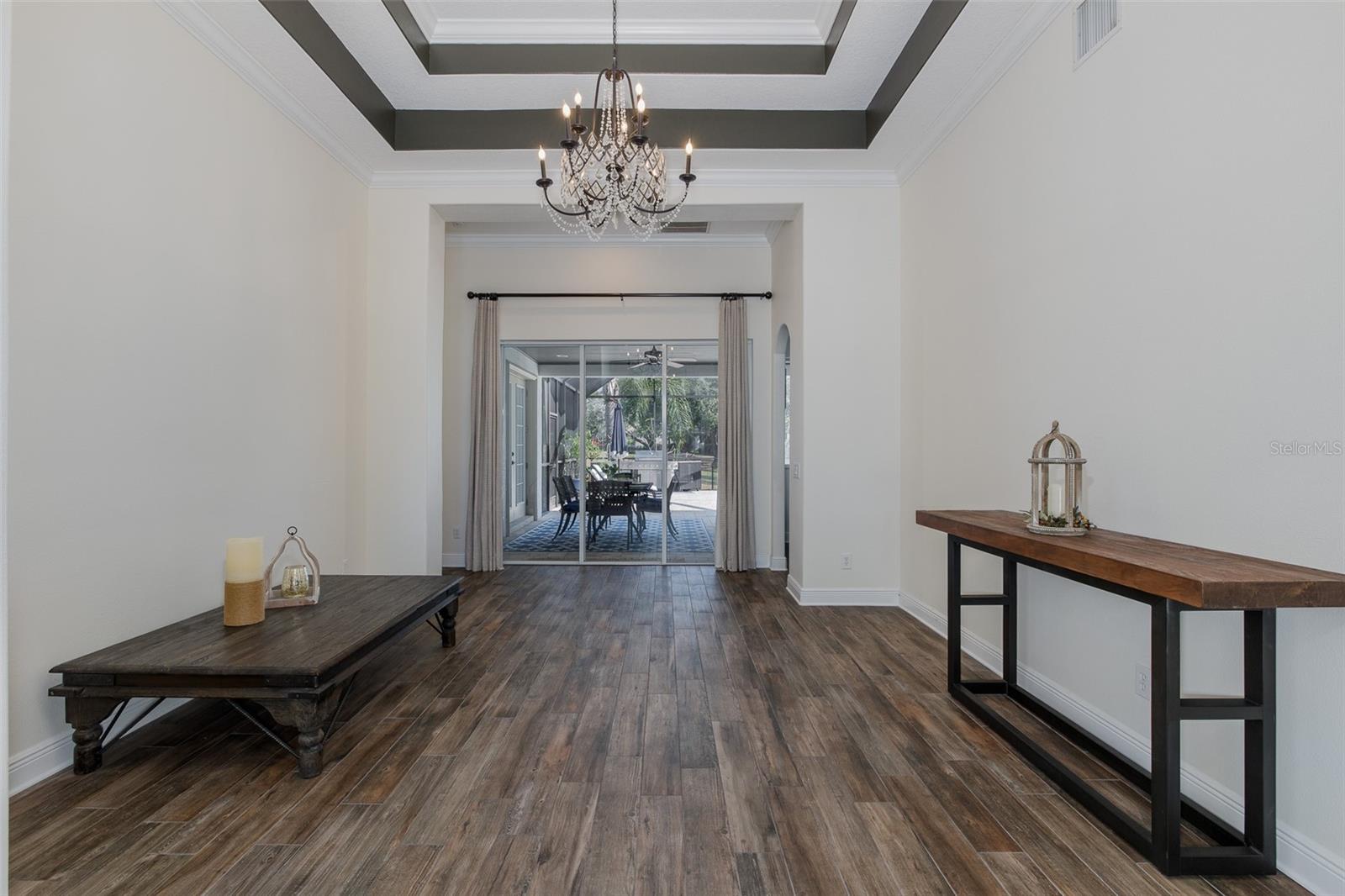 Listing photo id 9 for 10645 Garda Drive