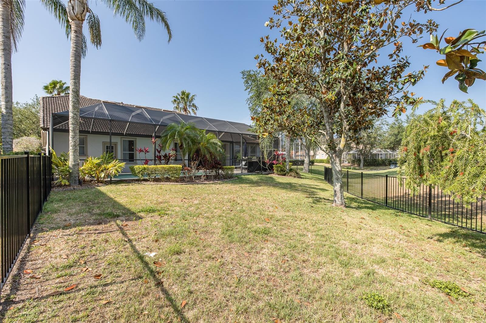 Listing photo id 60 for 10645 Garda Drive