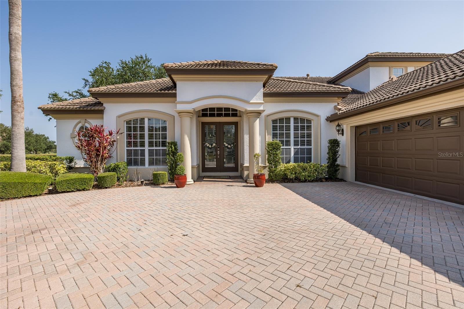Listing photo id 69 for 10645 Garda Drive