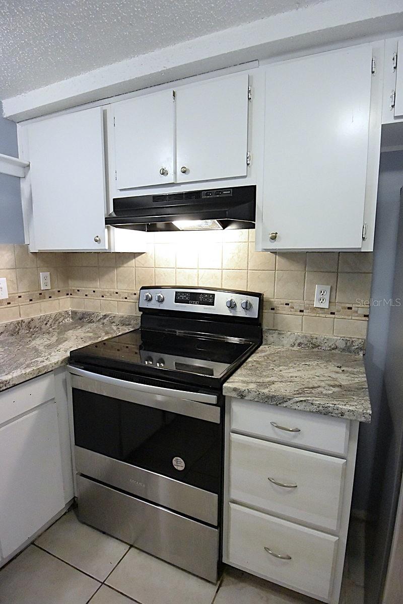 Image 11 of 44 For 12411 Yorktown Lane