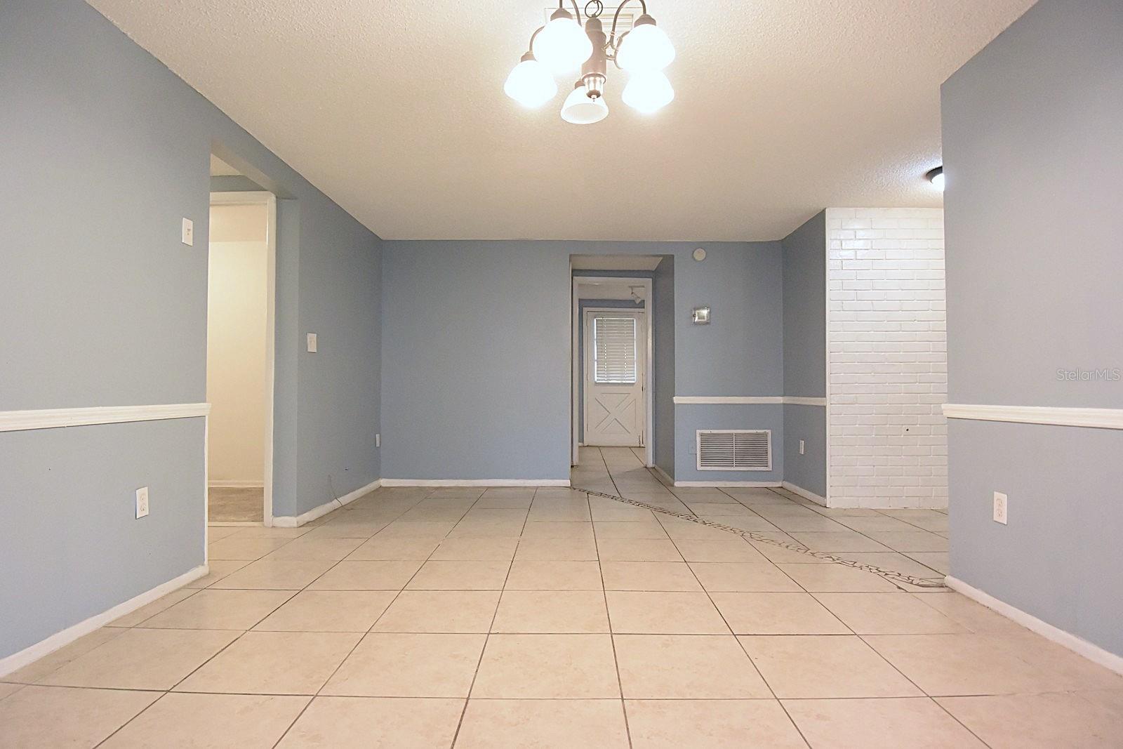 Image 14 of 44 For 12411 Yorktown Lane