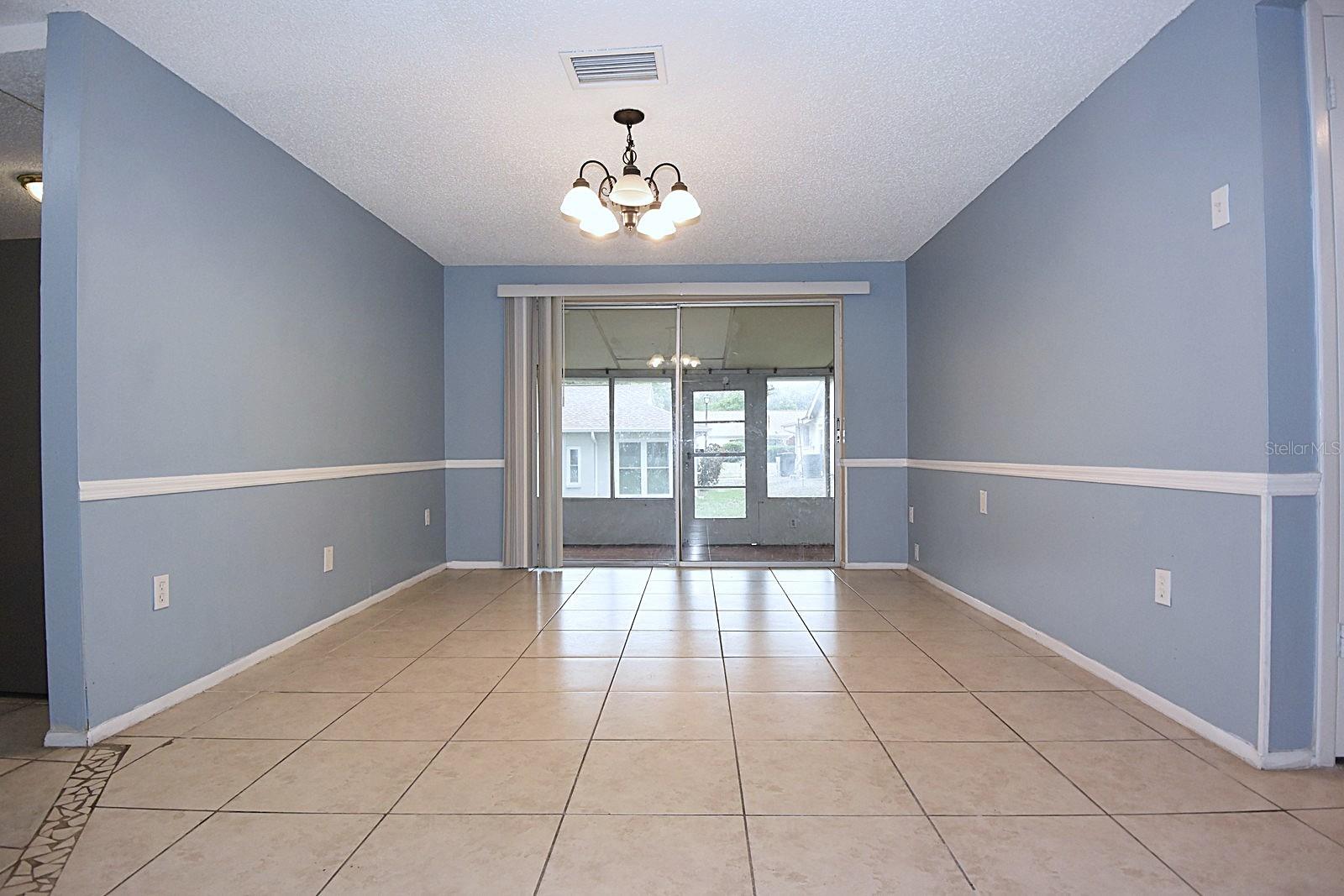Image 15 of 44 For 12411 Yorktown Lane