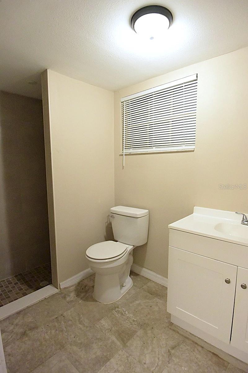 Image 21 of 44 For 12411 Yorktown Lane