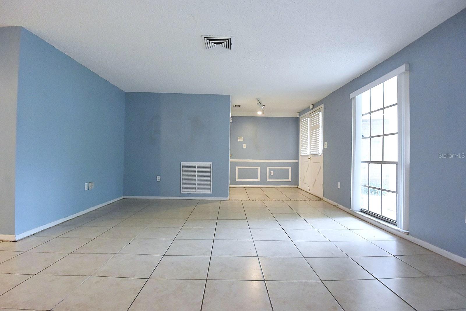 Image 8 of 44 For 12411 Yorktown Lane